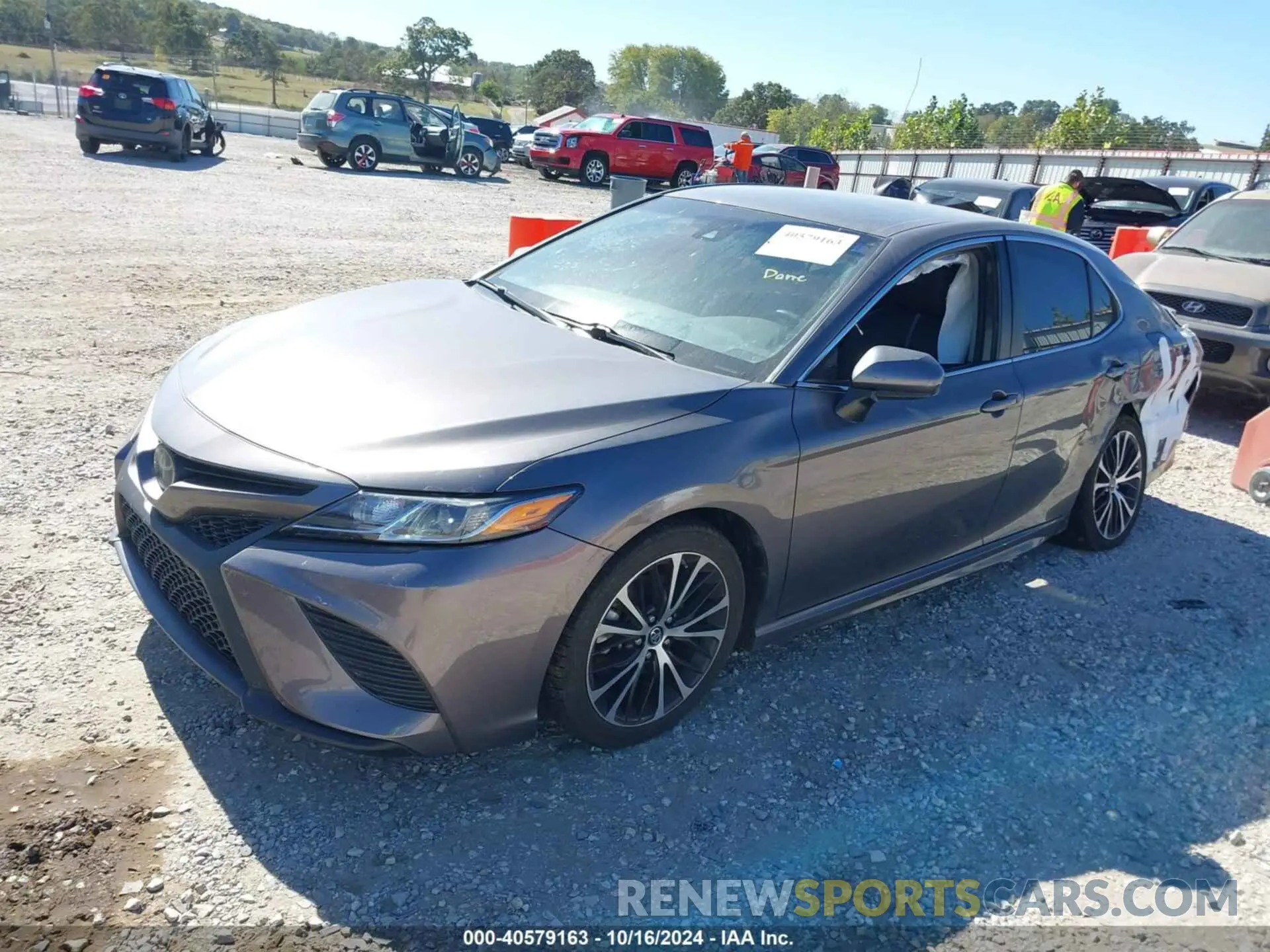 2 Photograph of a damaged car 4T1B11HKXKU846984 TOYOTA CAMRY 2019