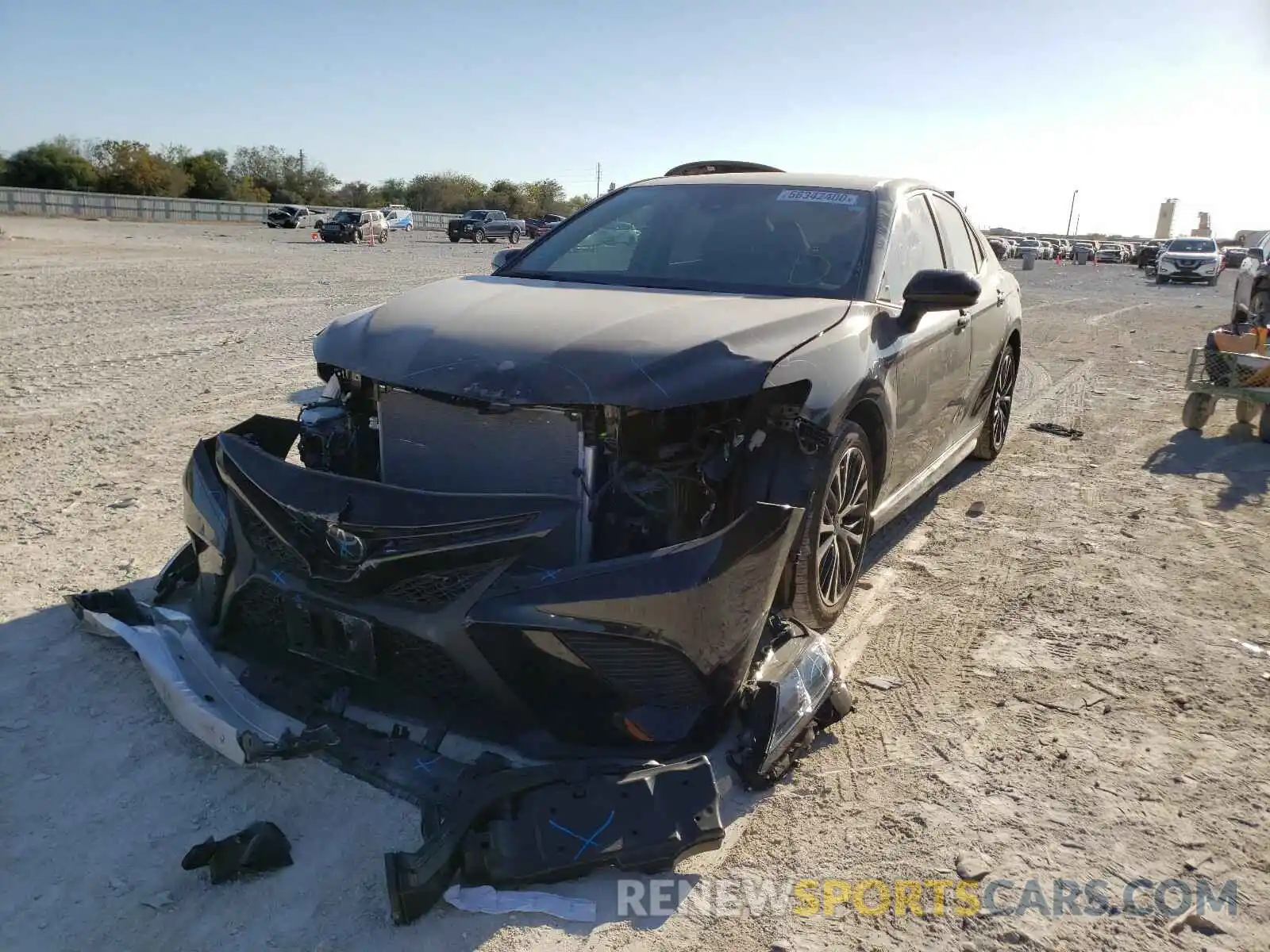 2 Photograph of a damaged car 4T1B11HKXKU850713 TOYOTA CAMRY 2019