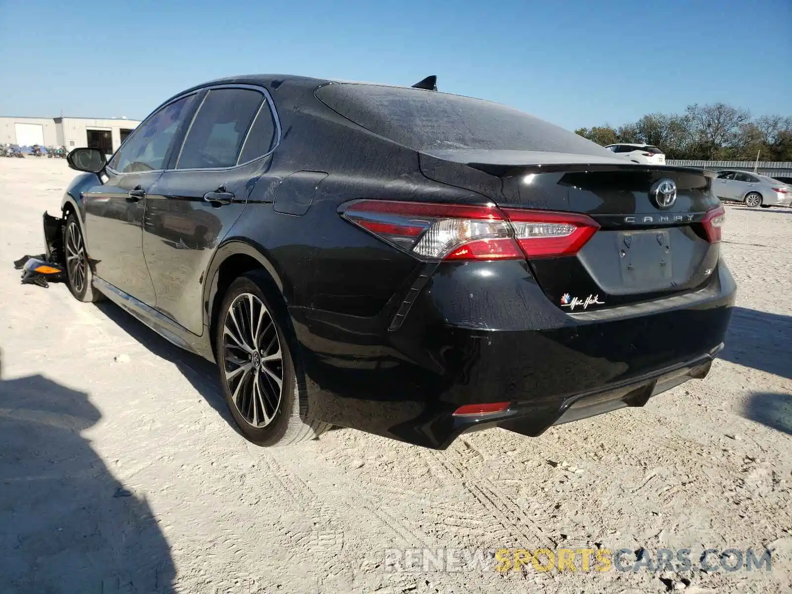 3 Photograph of a damaged car 4T1B11HKXKU850713 TOYOTA CAMRY 2019