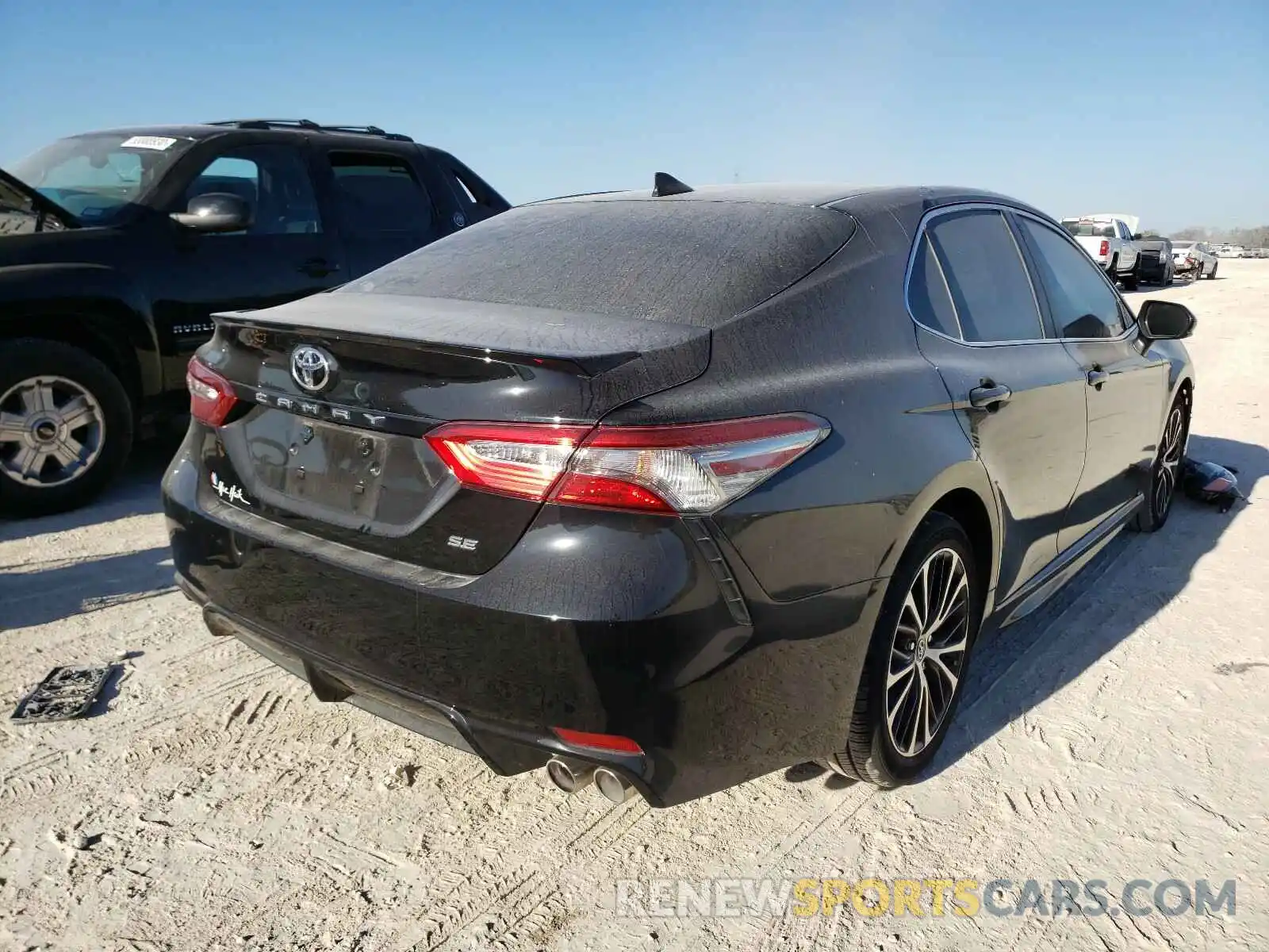 4 Photograph of a damaged car 4T1B11HKXKU850713 TOYOTA CAMRY 2019