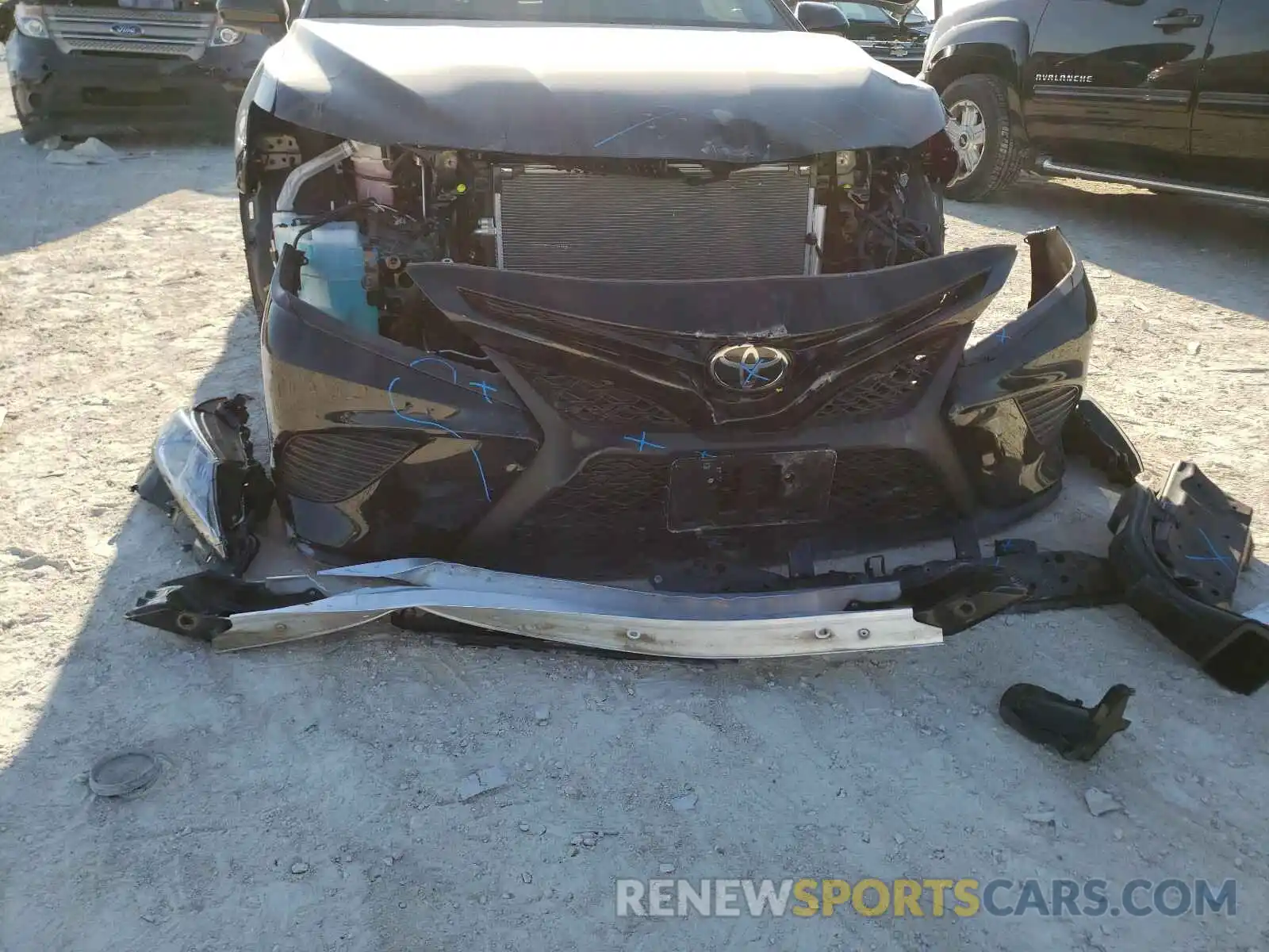 9 Photograph of a damaged car 4T1B11HKXKU850713 TOYOTA CAMRY 2019