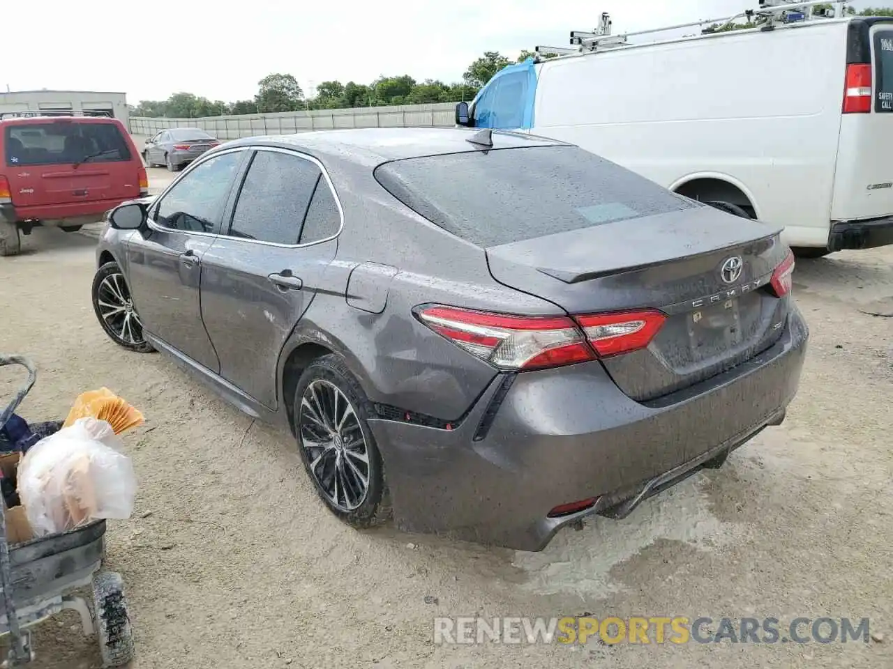 3 Photograph of a damaged car 4T1B11HKXKU850727 TOYOTA CAMRY 2019