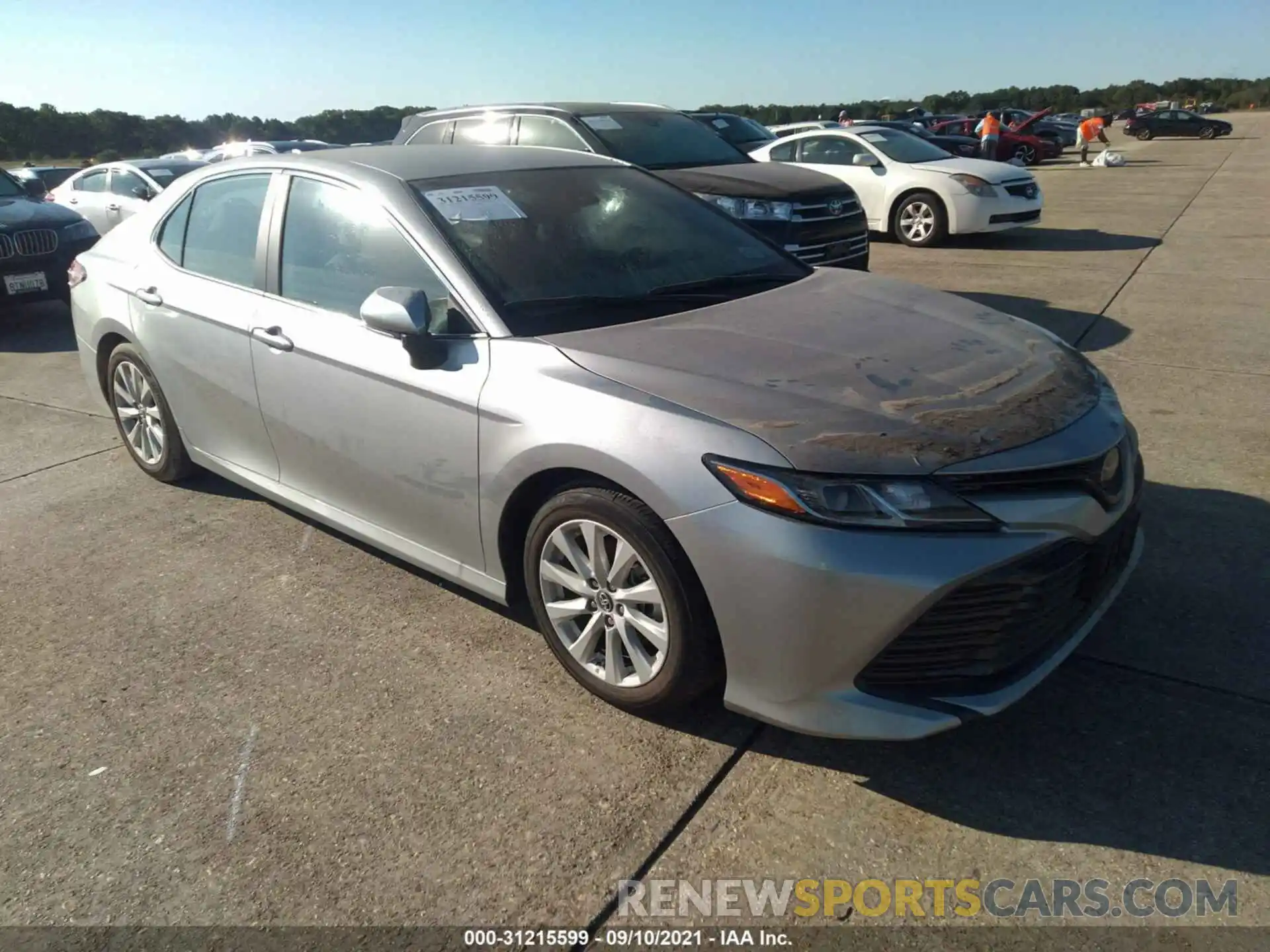 1 Photograph of a damaged car 4T1B11HKXKU850825 TOYOTA CAMRY 2019