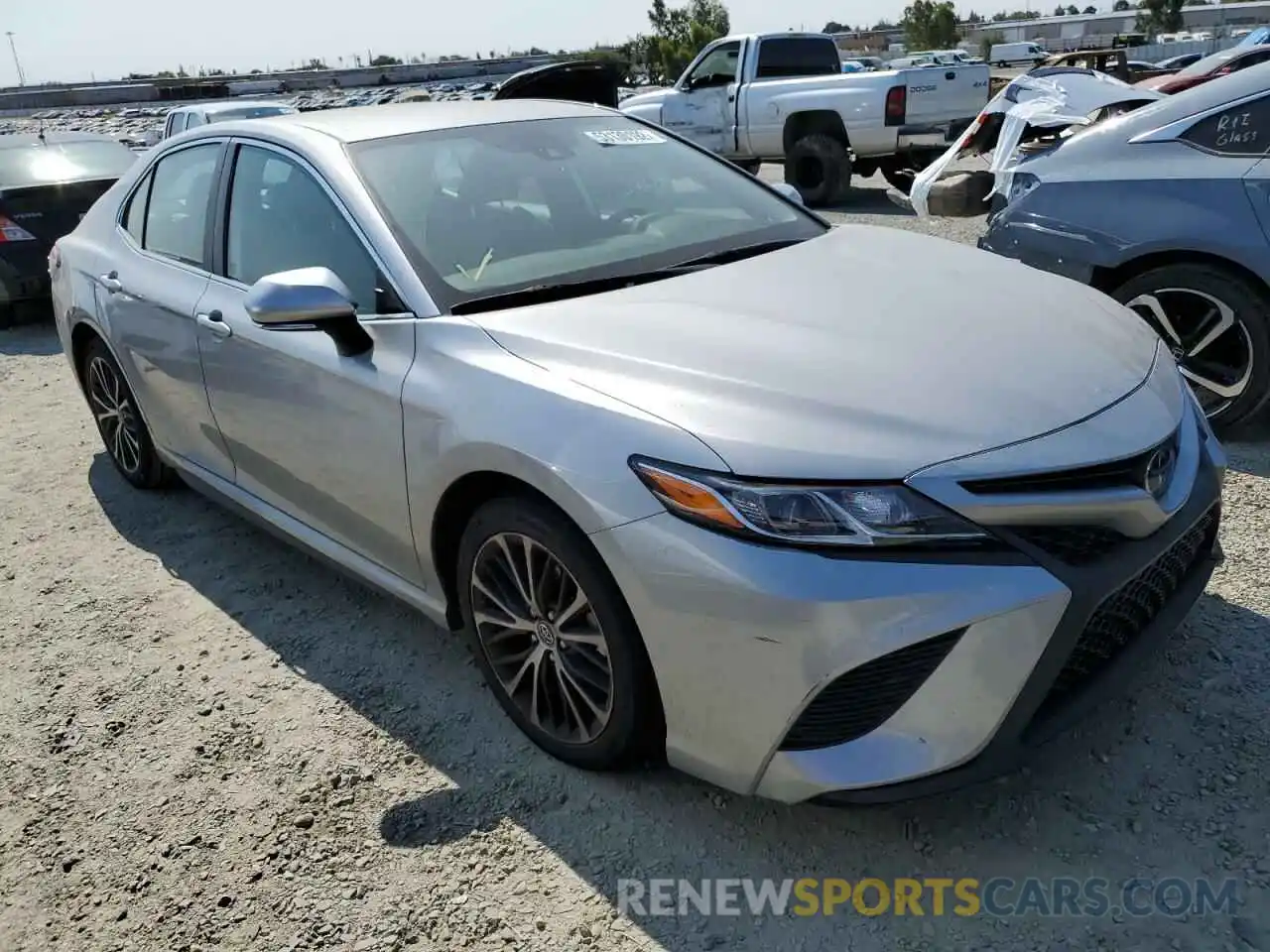 1 Photograph of a damaged car 4T1B11HKXKU852705 TOYOTA CAMRY 2019