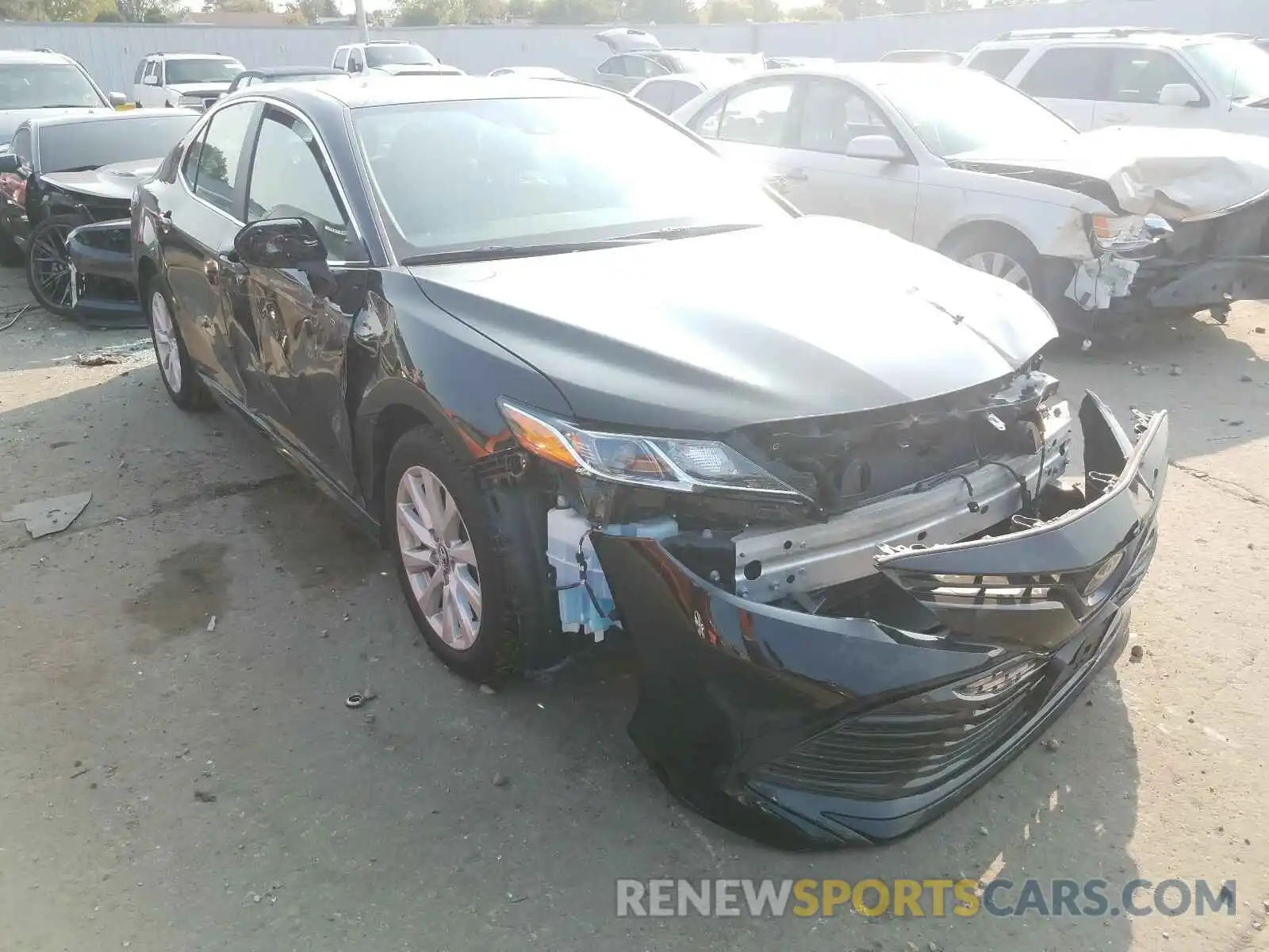 1 Photograph of a damaged car 4T1B11HKXKU855779 TOYOTA CAMRY 2019