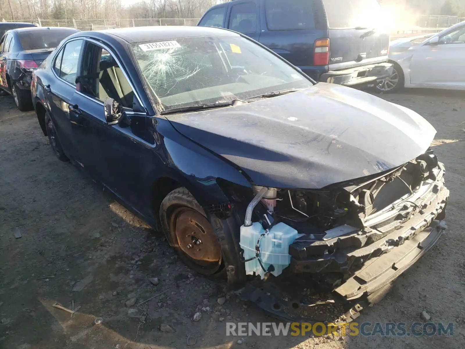 1 Photograph of a damaged car 4T1B11HKXKU855796 TOYOTA CAMRY 2019