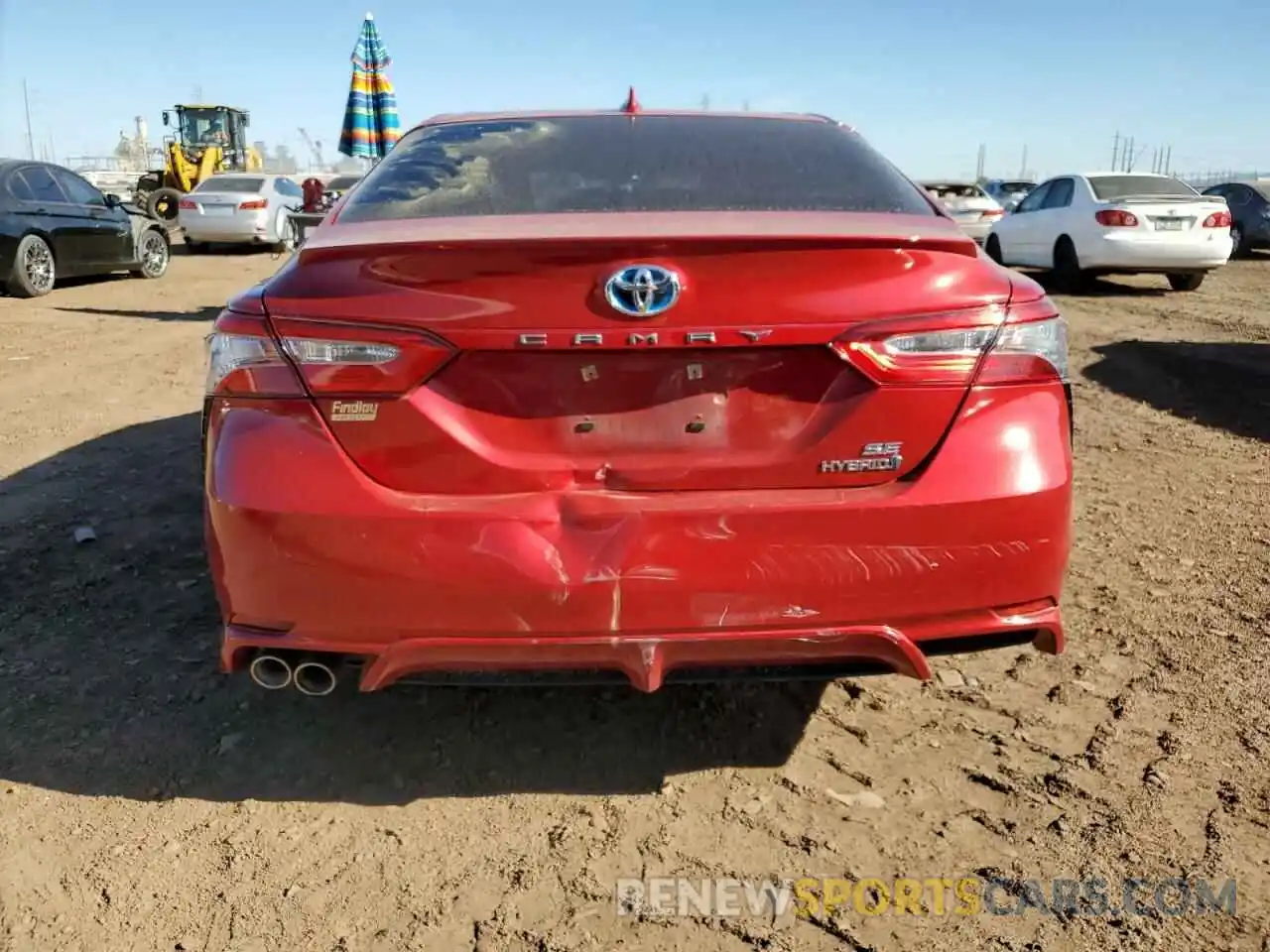 6 Photograph of a damaged car 4T1B21HK0KU010114 TOYOTA CAMRY 2019