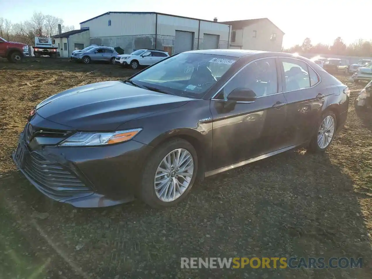 1 Photograph of a damaged car 4T1B21HK0KU516221 TOYOTA CAMRY 2019