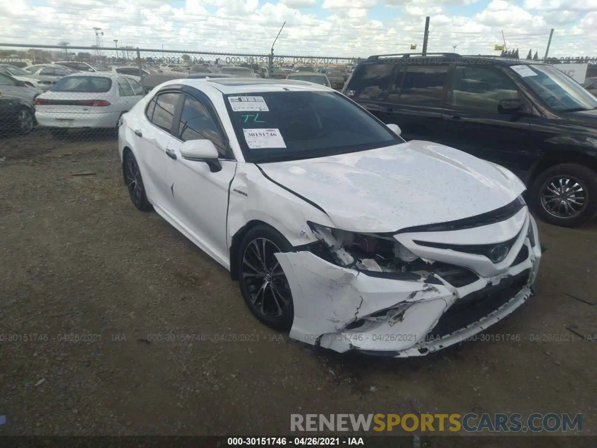 1 Photograph of a damaged car 4T1B21HK0KU518020 TOYOTA CAMRY 2019