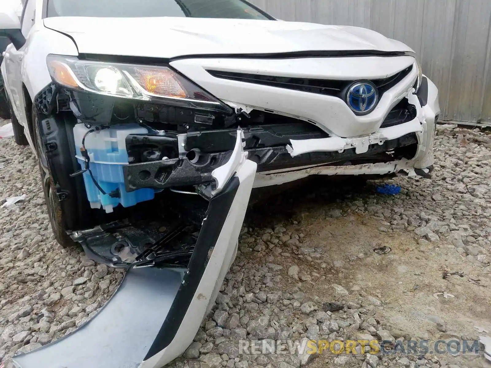 9 Photograph of a damaged car 4T1B21HK1KU012244 TOYOTA CAMRY 2019