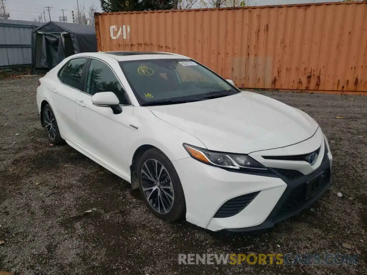 1 Photograph of a damaged car 4T1B21HK1KU513084 TOYOTA CAMRY 2019