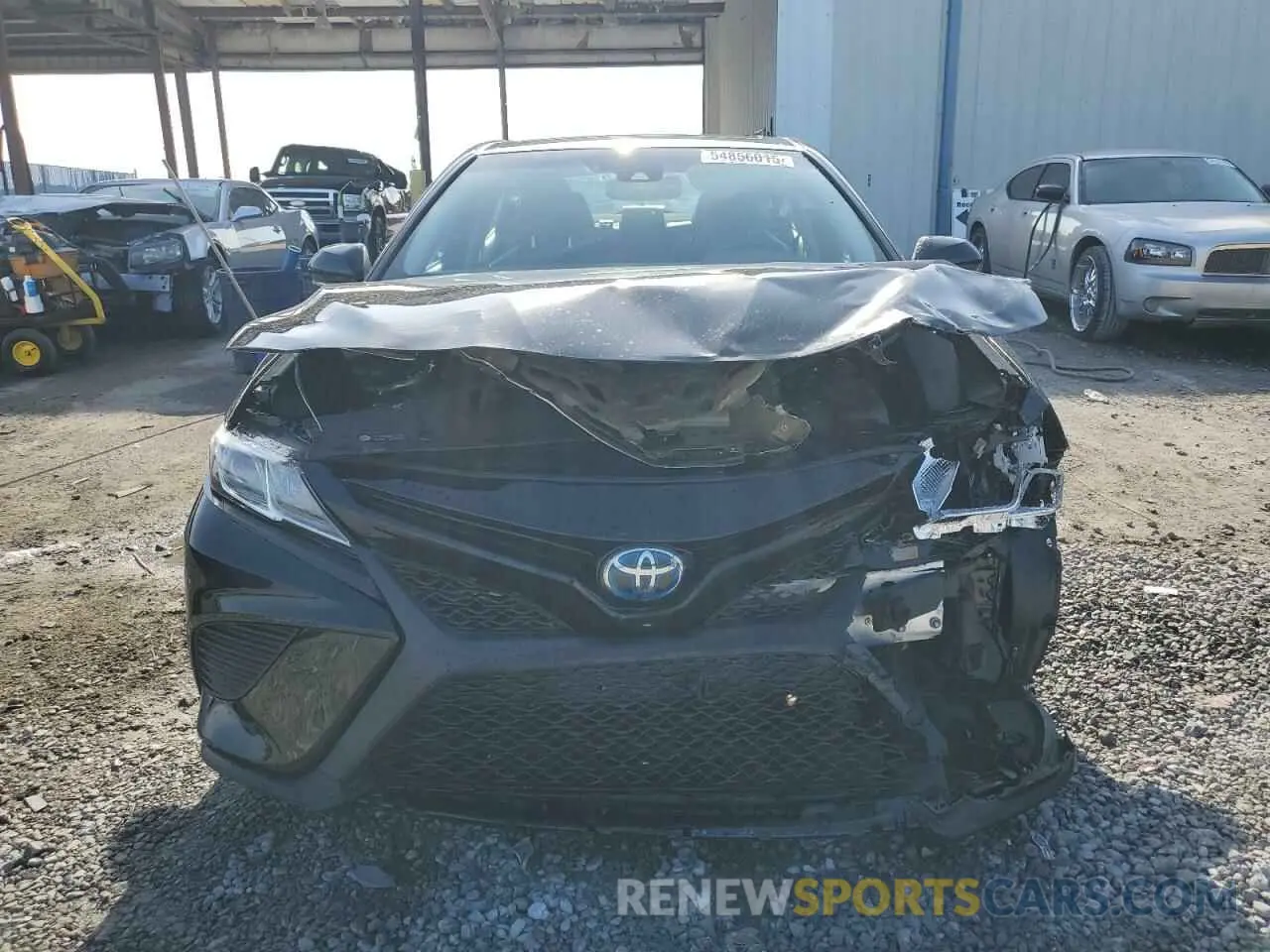 5 Photograph of a damaged car 4T1B21HK1KU516390 TOYOTA CAMRY 2019