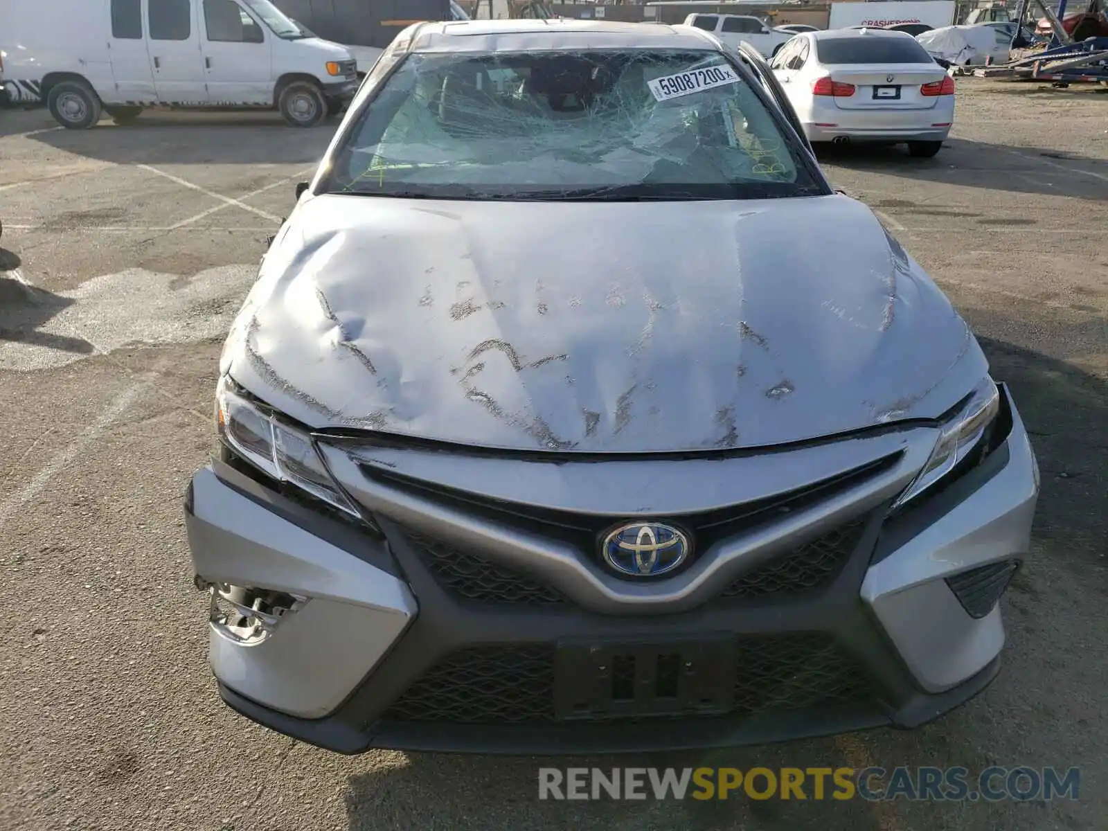 9 Photograph of a damaged car 4T1B21HK2KU012317 TOYOTA CAMRY 2019