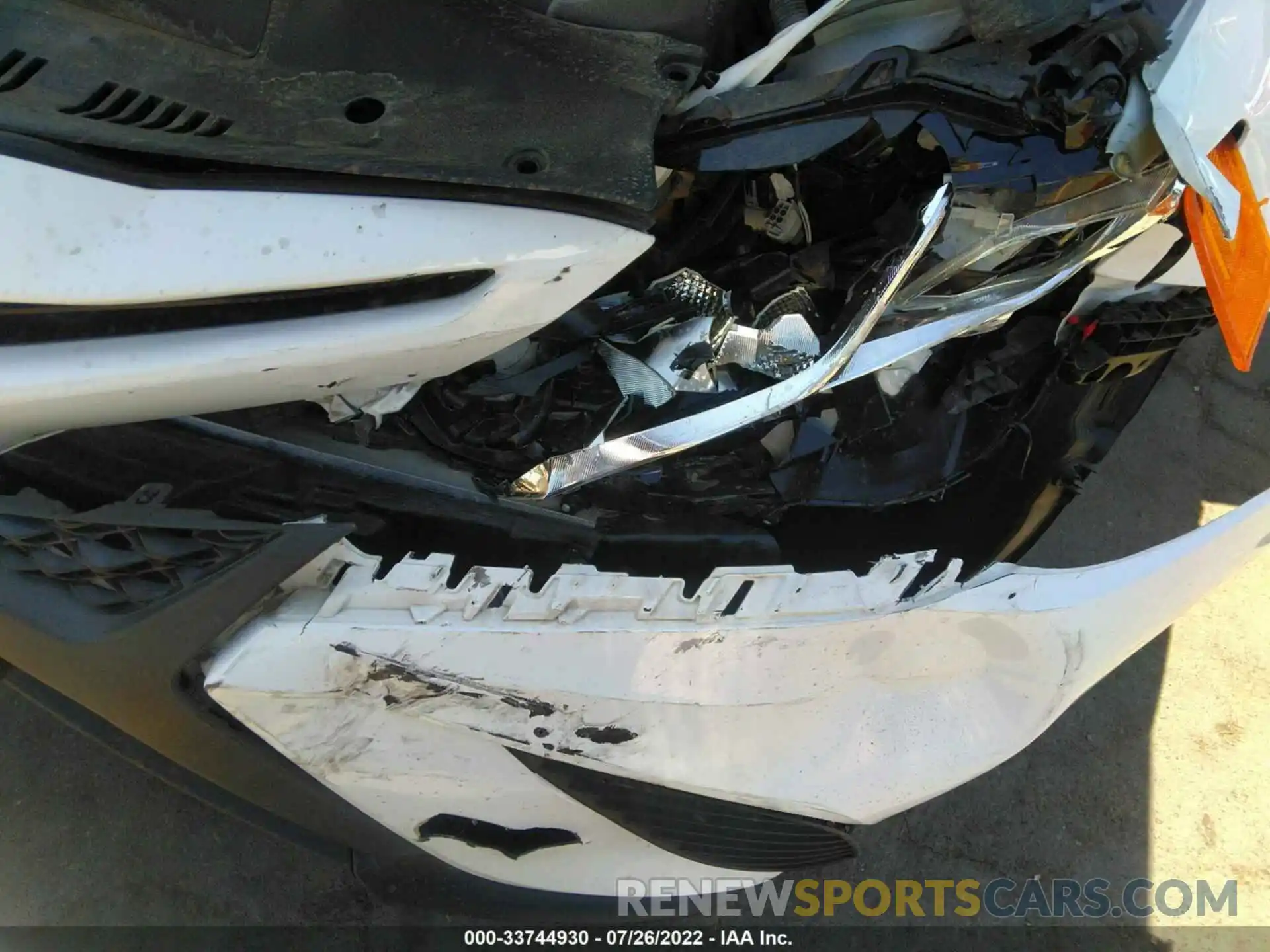 6 Photograph of a damaged car 4T1B21HK2KU511814 TOYOTA CAMRY 2019