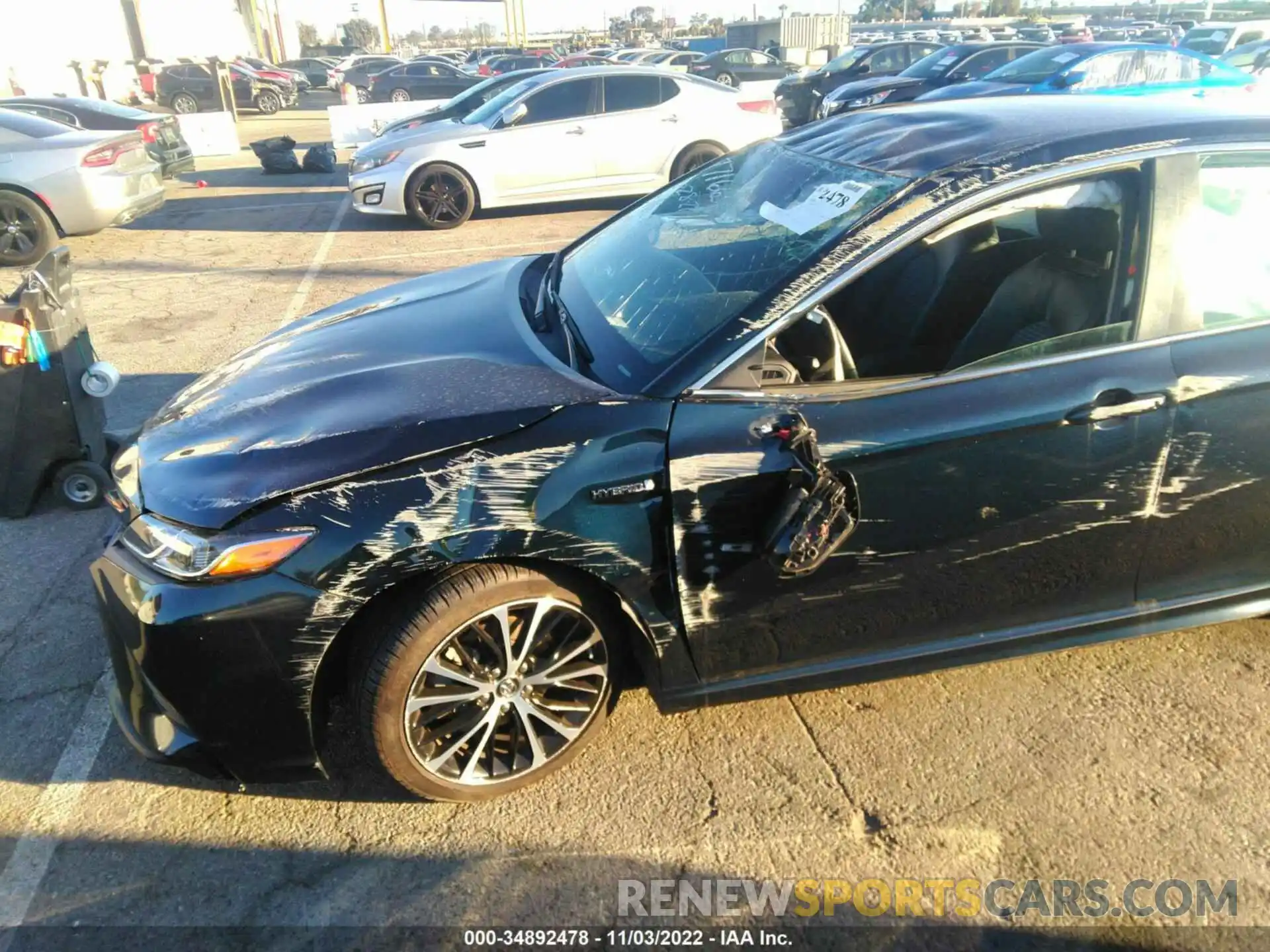 6 Photograph of a damaged car 4T1B21HK2KU512087 TOYOTA CAMRY 2019