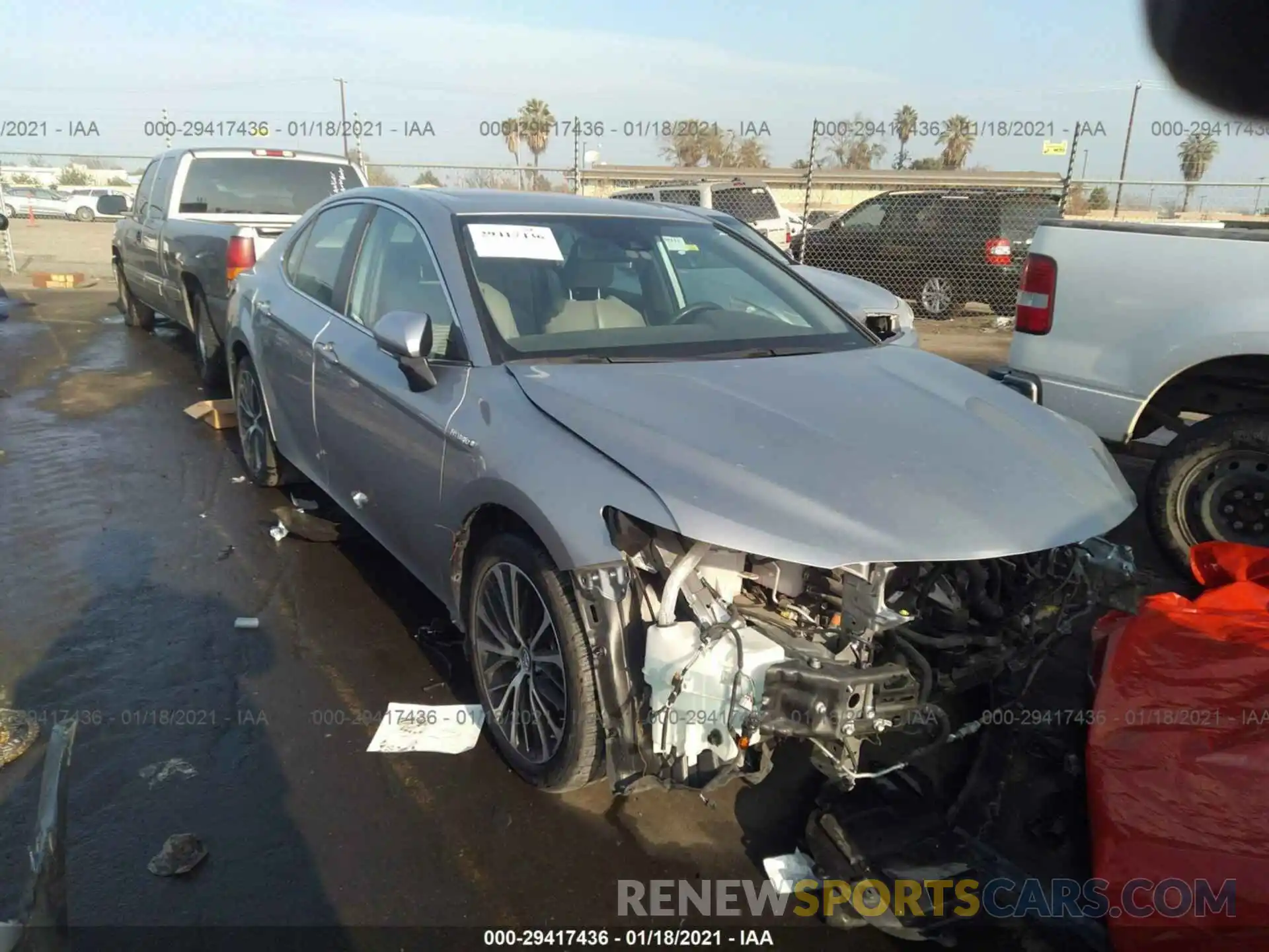 1 Photograph of a damaged car 4T1B21HK2KU512848 TOYOTA CAMRY 2019