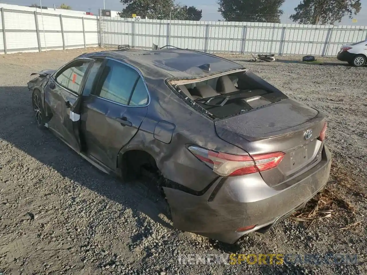 3 Photograph of a damaged car 4T1B21HK2KU517242 TOYOTA CAMRY 2019