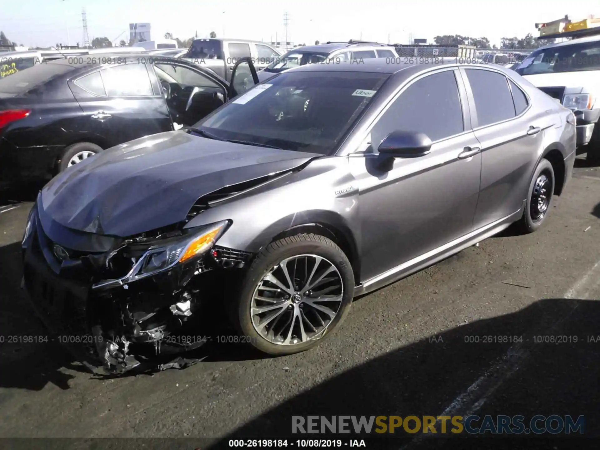 2 Photograph of a damaged car 4T1B21HK2KU520979 TOYOTA CAMRY 2019