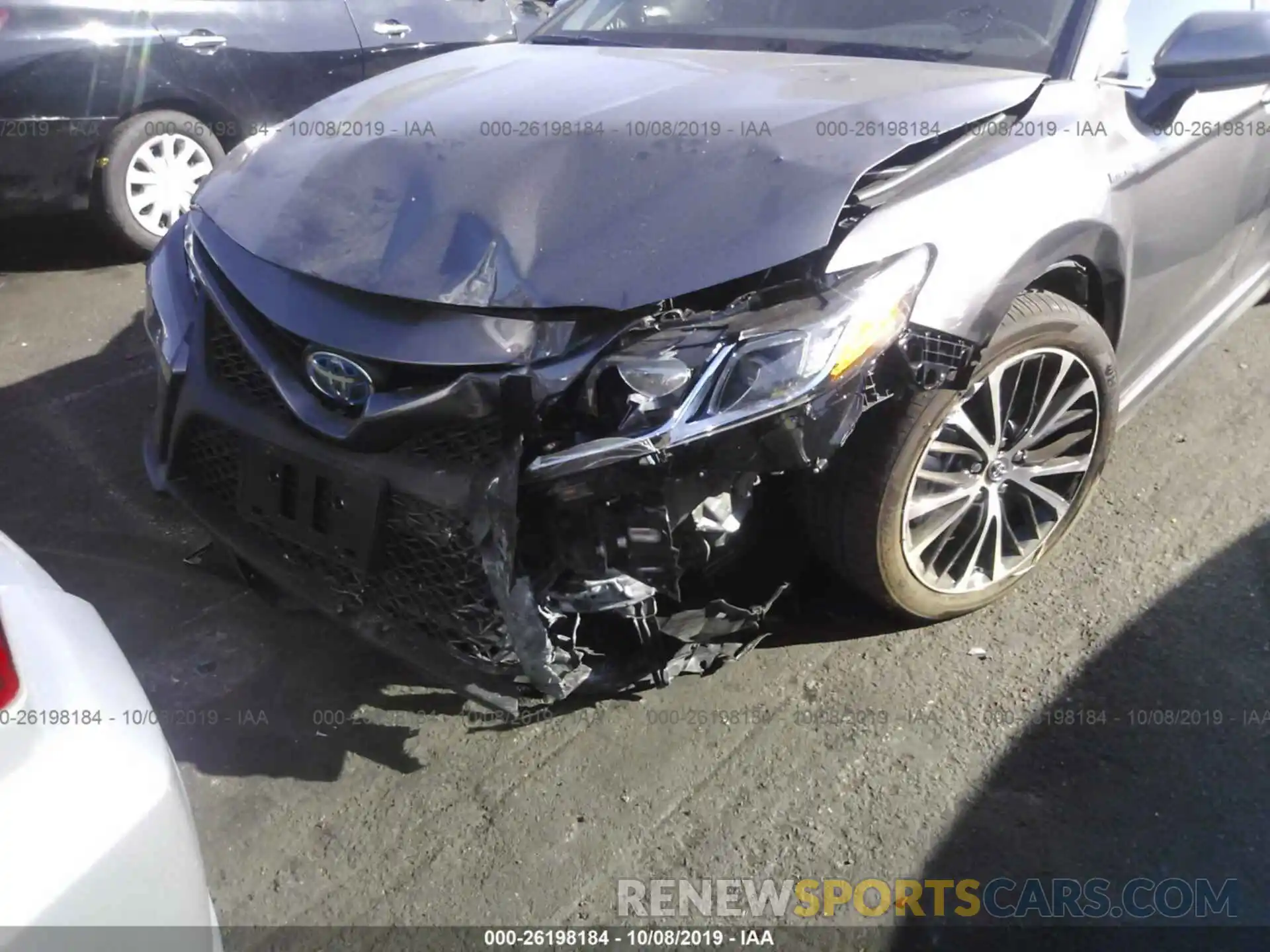 6 Photograph of a damaged car 4T1B21HK2KU520979 TOYOTA CAMRY 2019