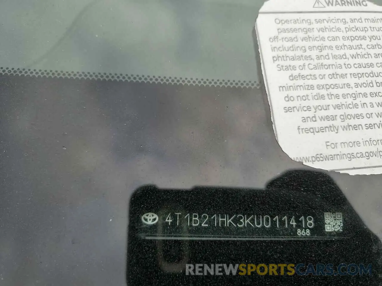 12 Photograph of a damaged car 4T1B21HK3KU011418 TOYOTA CAMRY 2019