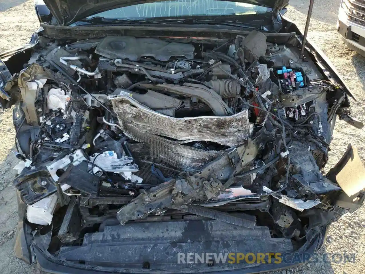 11 Photograph of a damaged car 4T1B21HK3KU012665 TOYOTA CAMRY 2019