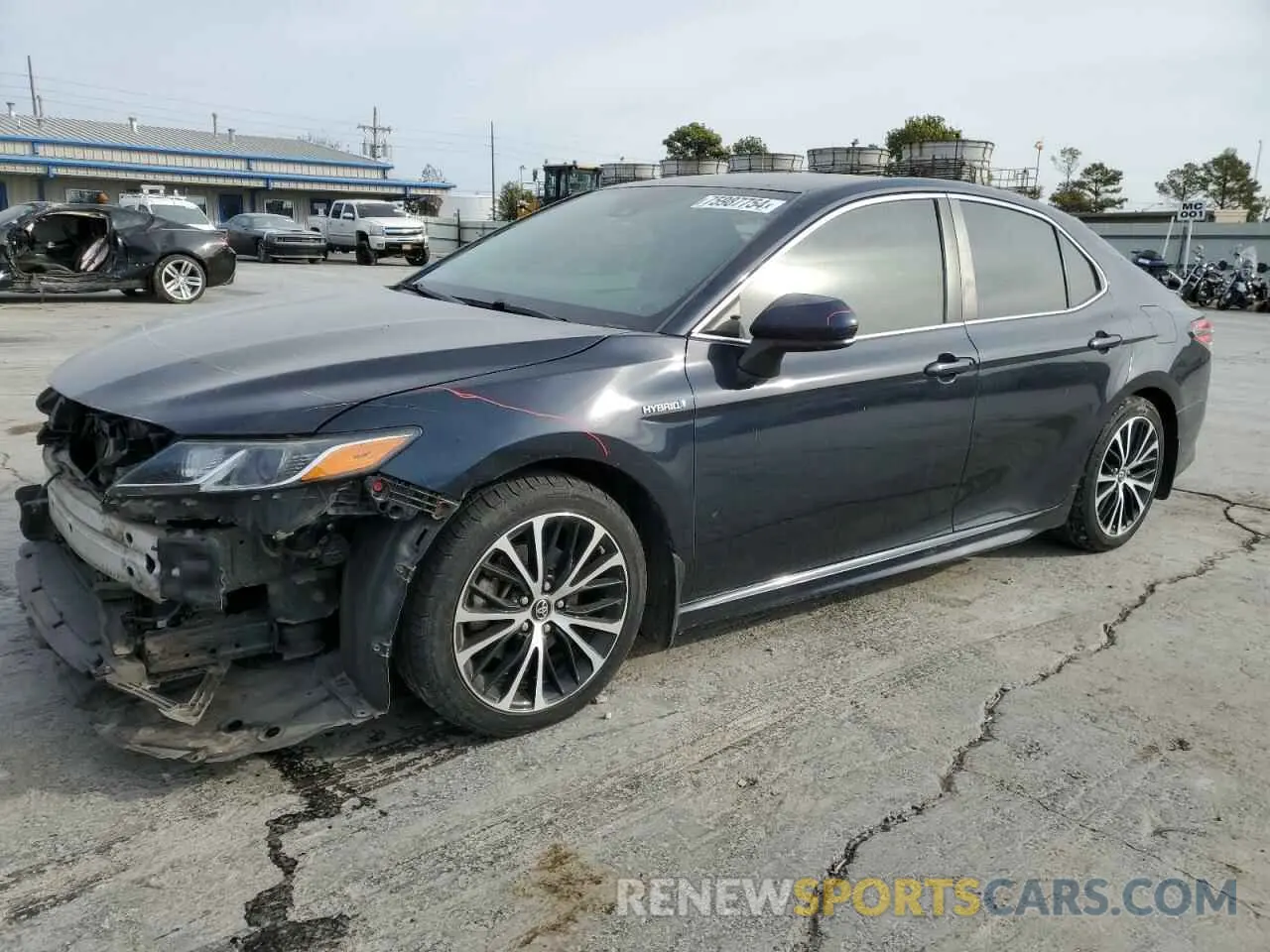 1 Photograph of a damaged car 4T1B21HK3KU013864 TOYOTA CAMRY 2019