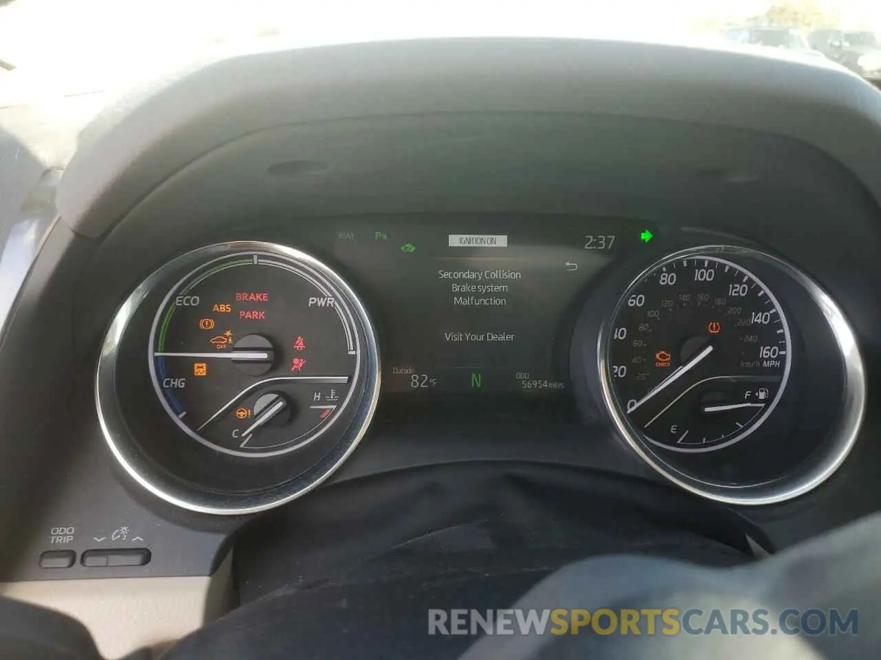 9 Photograph of a damaged car 4T1B21HK3KU516262 TOYOTA CAMRY 2019