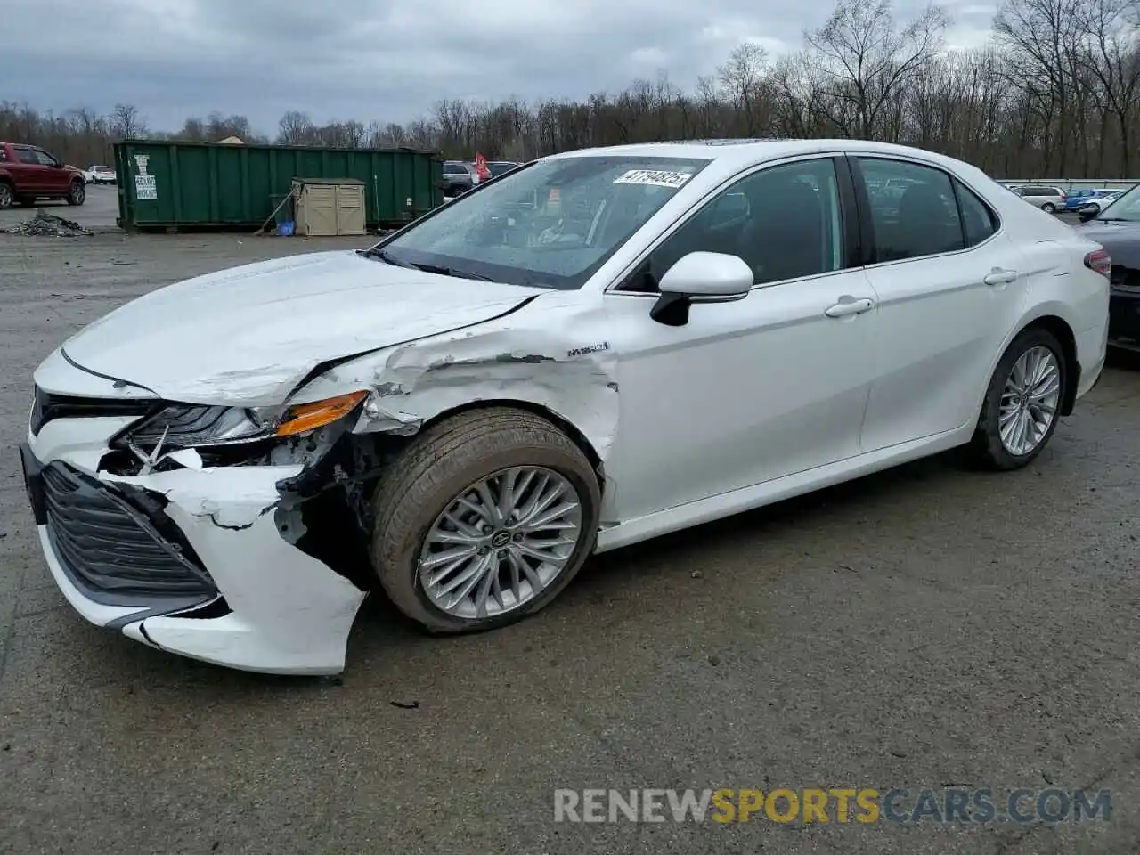 1 Photograph of a damaged car 4T1B21HK4KU520840 TOYOTA CAMRY 2019