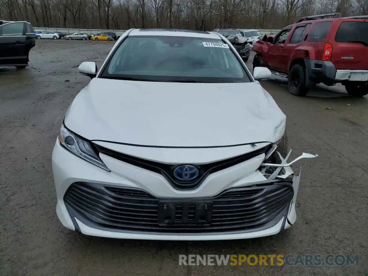 5 Photograph of a damaged car 4T1B21HK4KU520840 TOYOTA CAMRY 2019