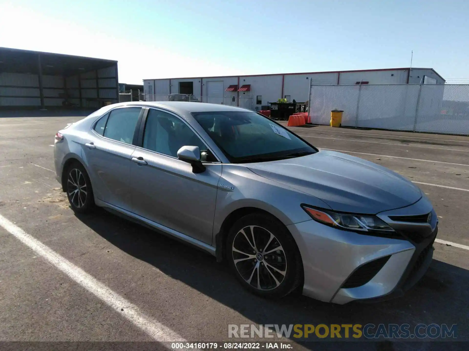 1 Photograph of a damaged car 4T1B21HK5KU014496 TOYOTA CAMRY 2019