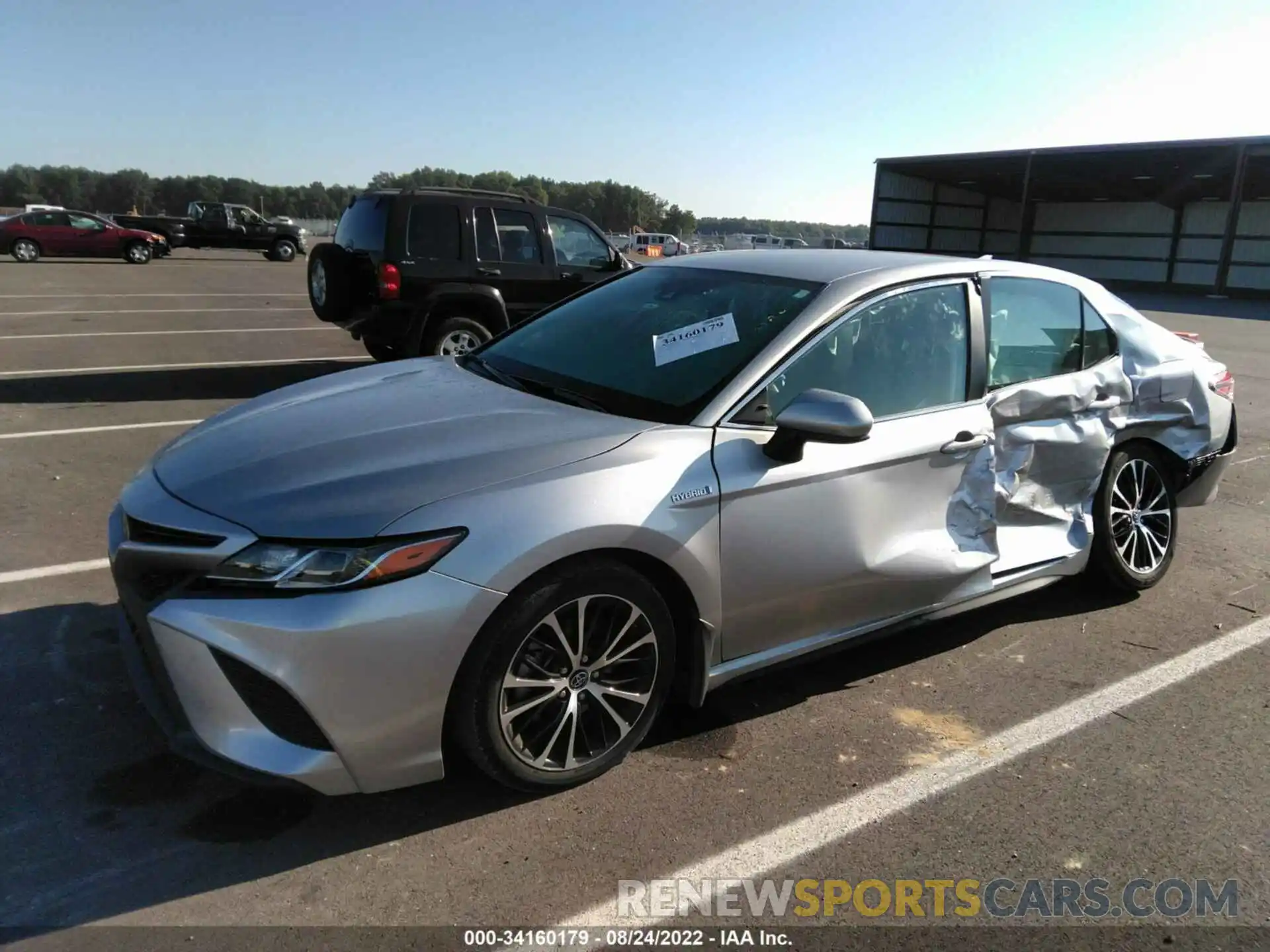 2 Photograph of a damaged car 4T1B21HK5KU014496 TOYOTA CAMRY 2019