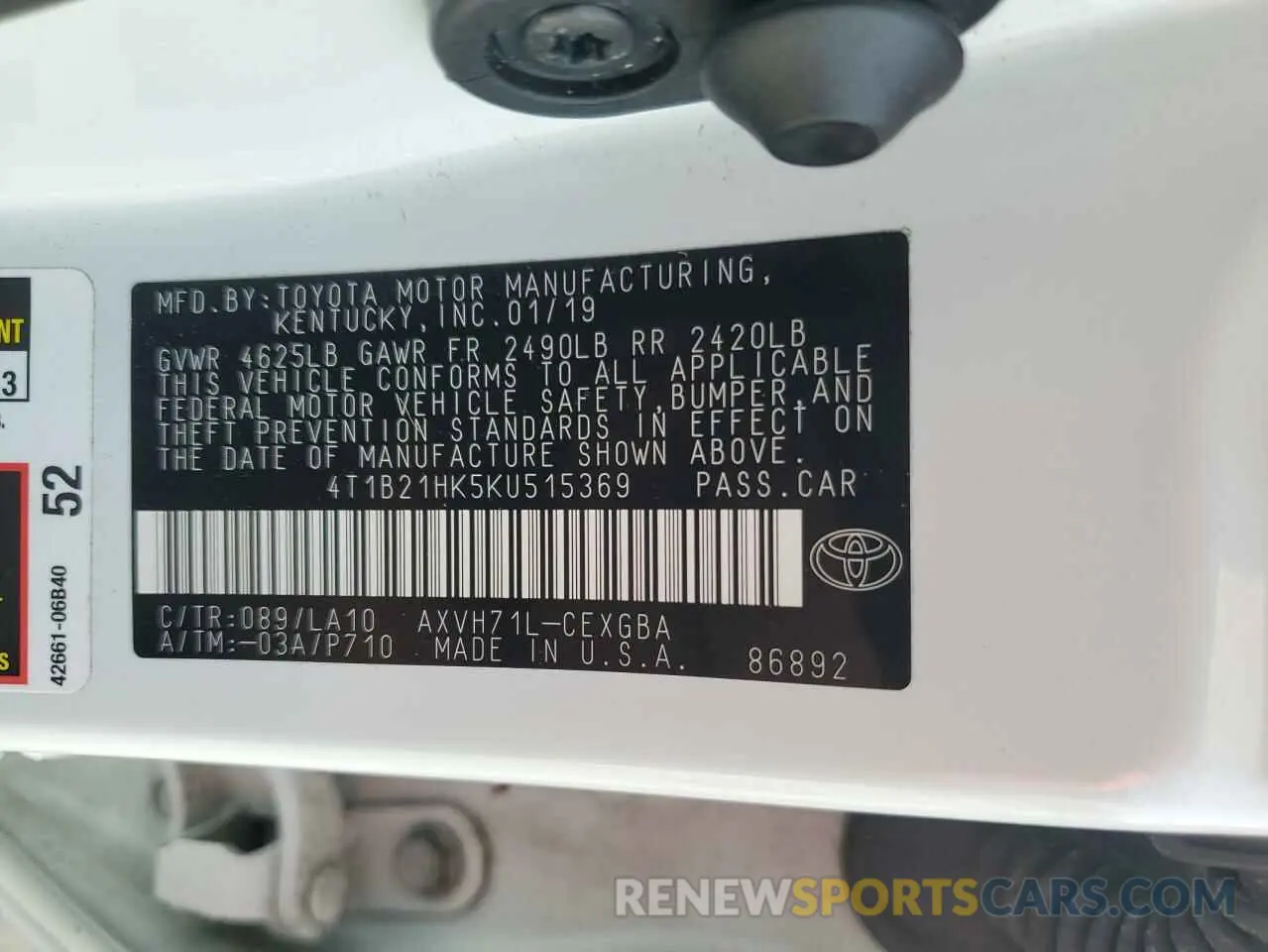 13 Photograph of a damaged car 4T1B21HK5KU515369 TOYOTA CAMRY 2019