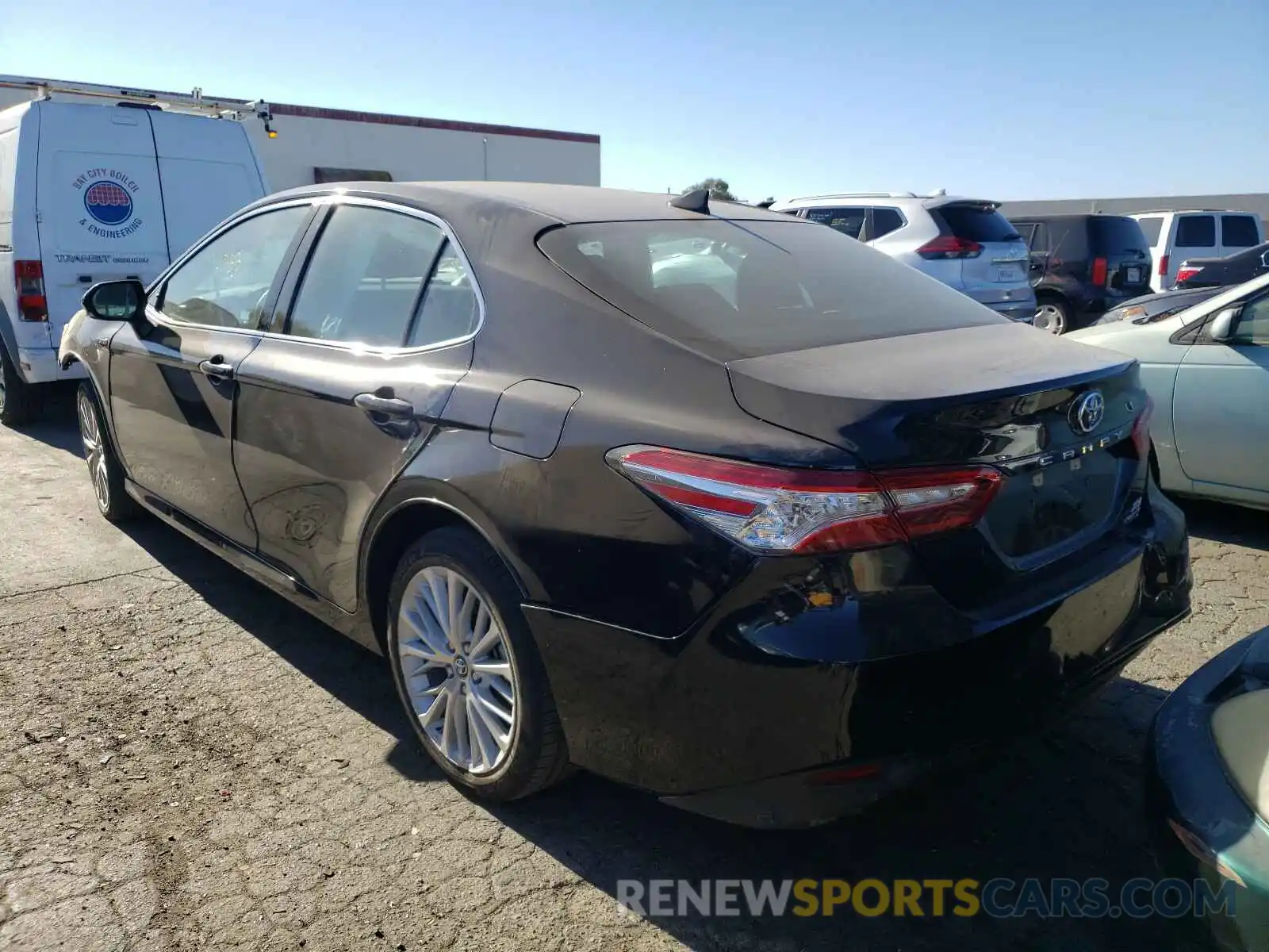 3 Photograph of a damaged car 4T1B21HK5KU520054 TOYOTA CAMRY 2019