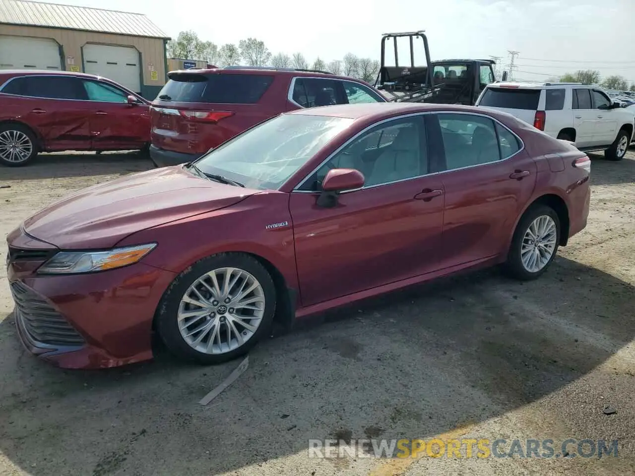 1 Photograph of a damaged car 4T1B21HK6KU513193 TOYOTA CAMRY 2019