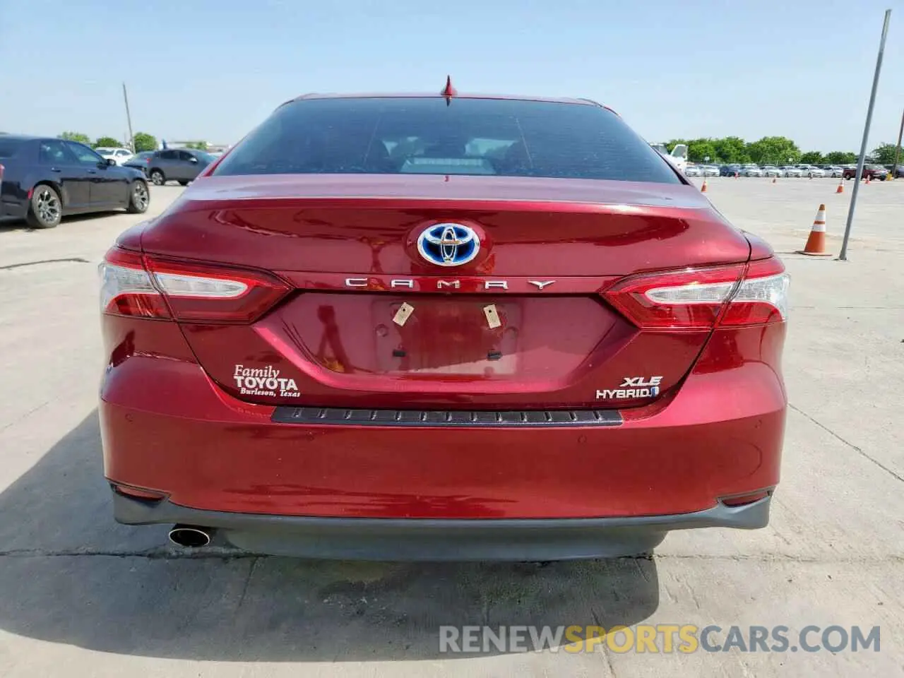 6 Photograph of a damaged car 4T1B21HK6KU513842 TOYOTA CAMRY 2019