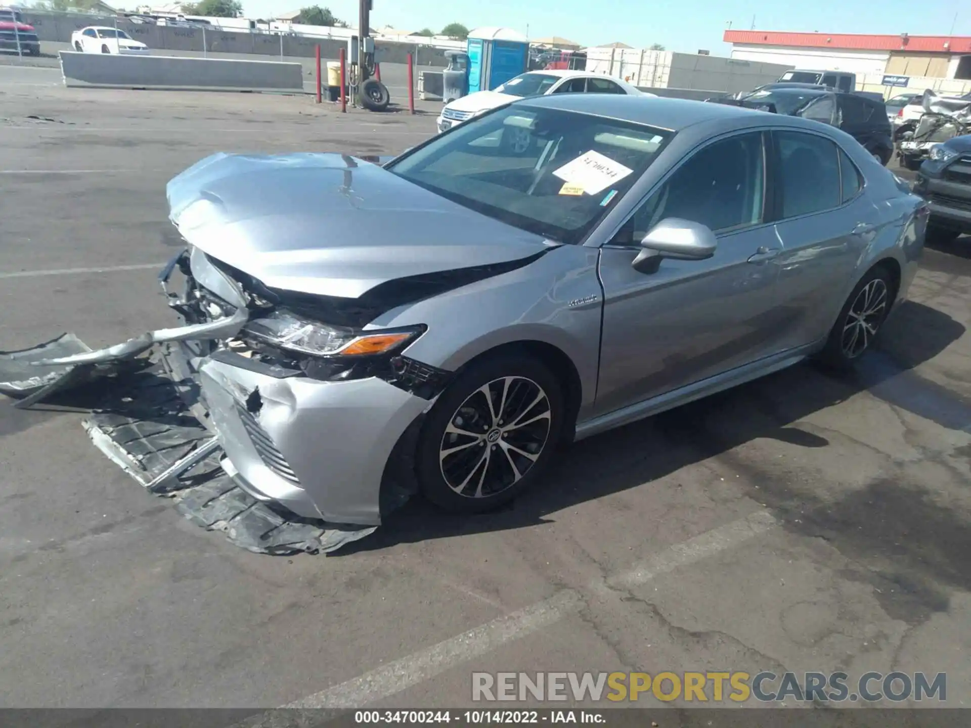 2 Photograph of a damaged car 4T1B21HK6KU516370 TOYOTA CAMRY 2019