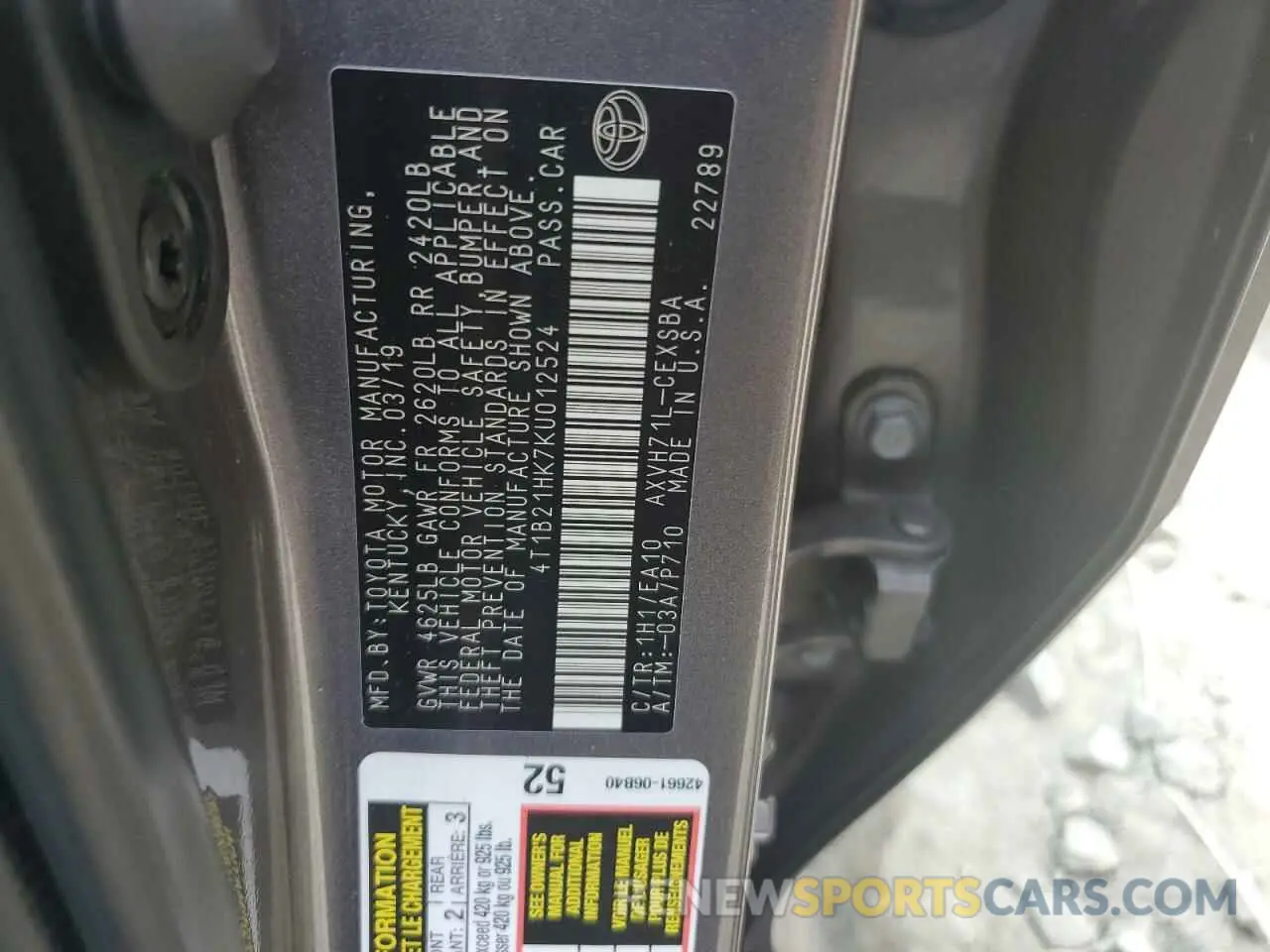 12 Photograph of a damaged car 4T1B21HK7KU012524 TOYOTA CAMRY 2019