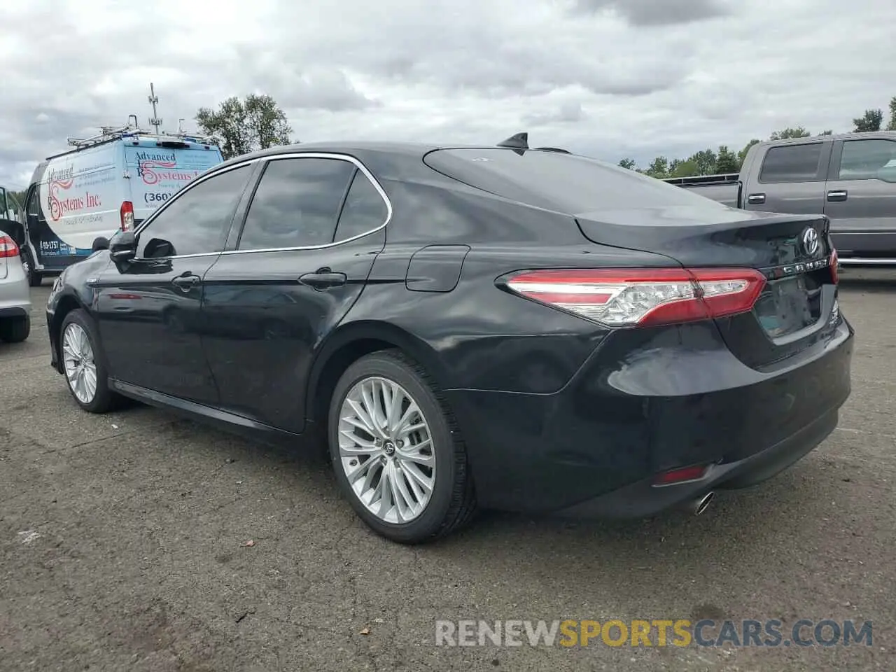 2 Photograph of a damaged car 4T1B21HK8KU012872 TOYOTA CAMRY 2019