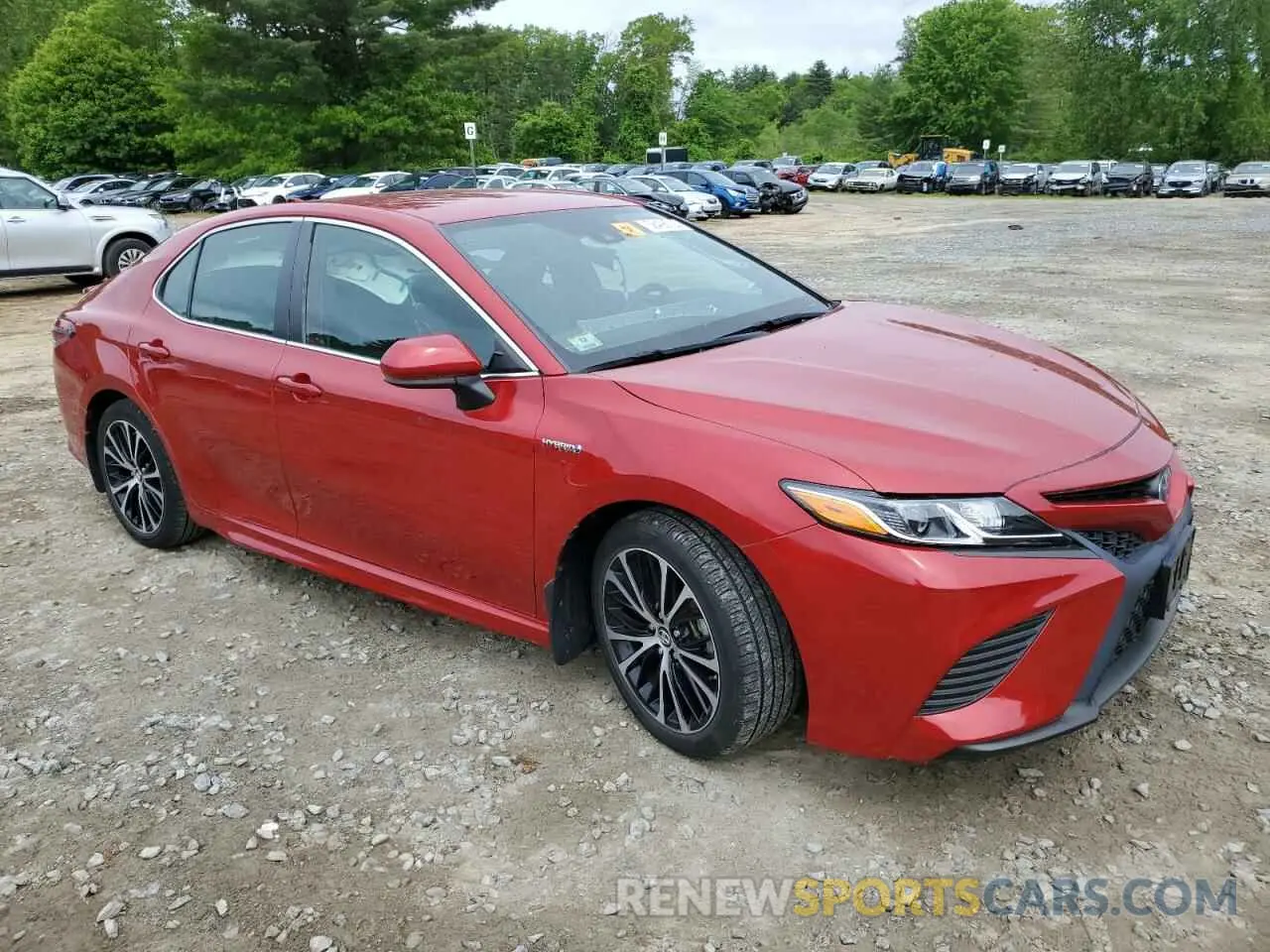 4 Photograph of a damaged car 4T1B21HK9KU011729 TOYOTA CAMRY 2019