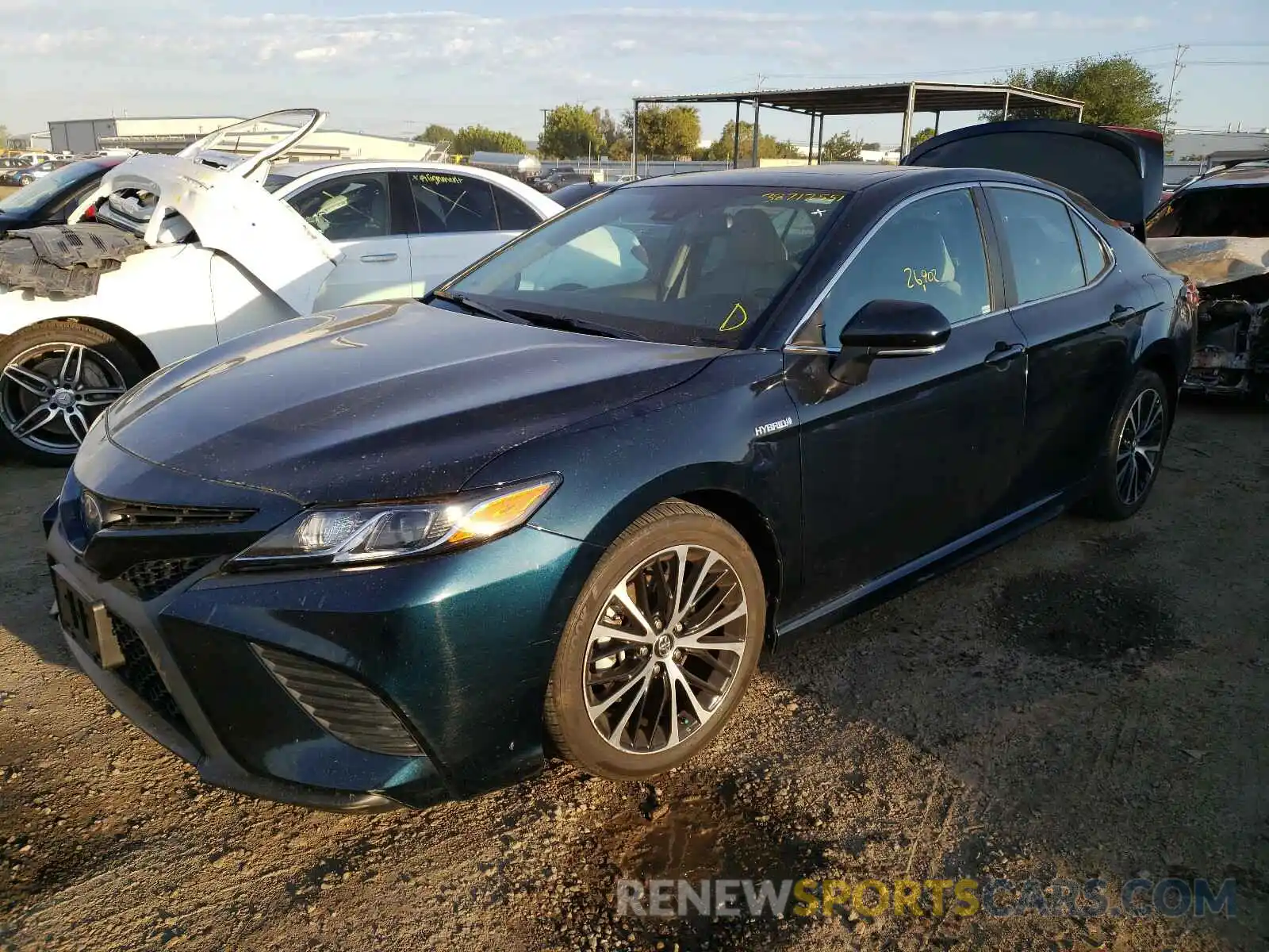 2 Photograph of a damaged car 4T1B21HK9KU511633 TOYOTA CAMRY 2019