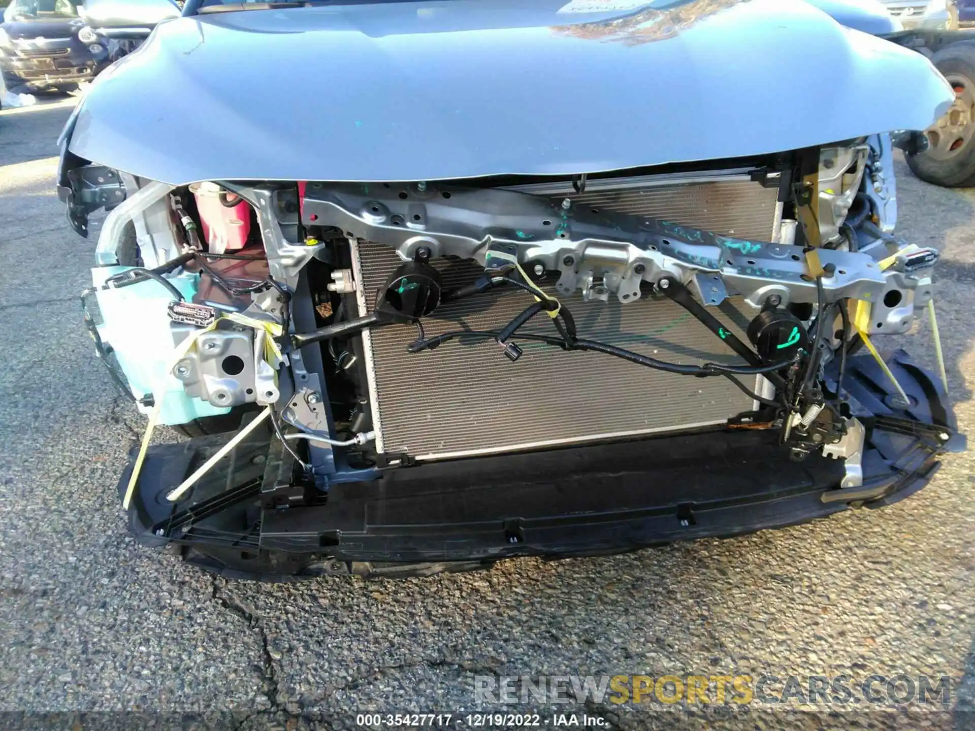 6 Photograph of a damaged car 4T1B21HK9KU515603 TOYOTA CAMRY 2019