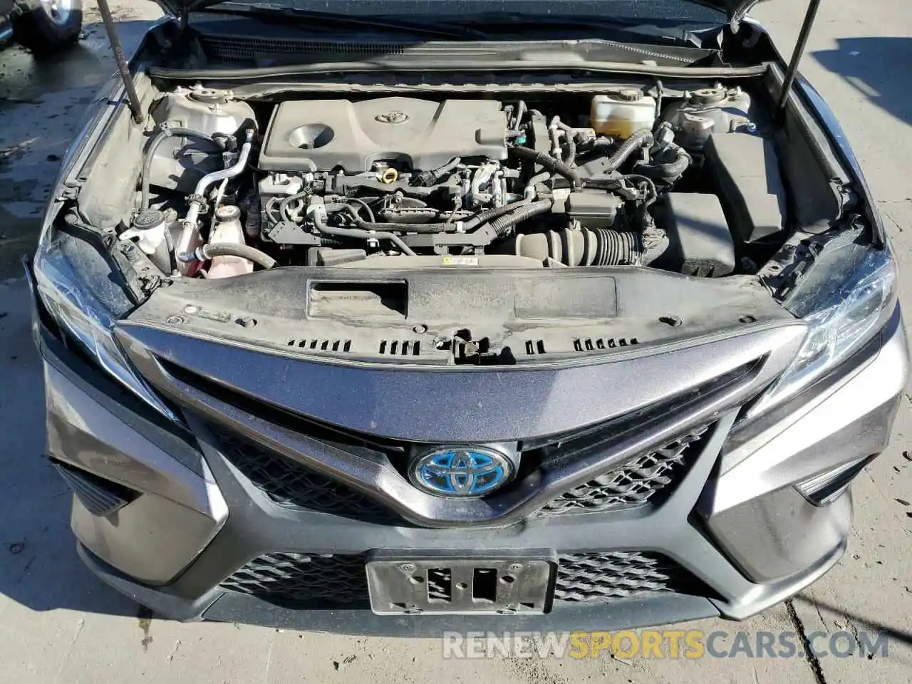 7 Photograph of a damaged car 4T1B21HK9KU517576 TOYOTA CAMRY 2019