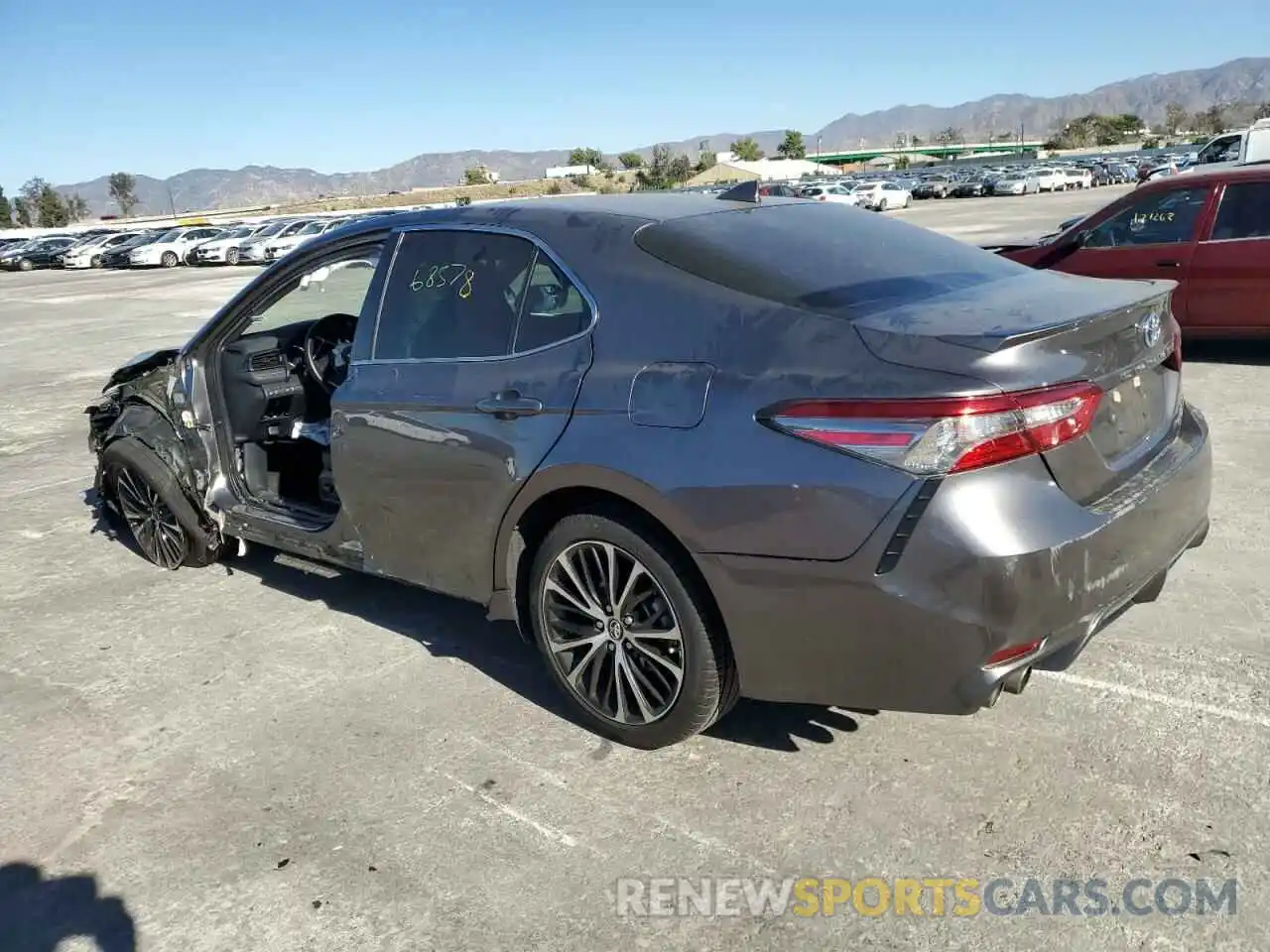 2 Photograph of a damaged car 4T1B21HK9KU521417 TOYOTA CAMRY 2019