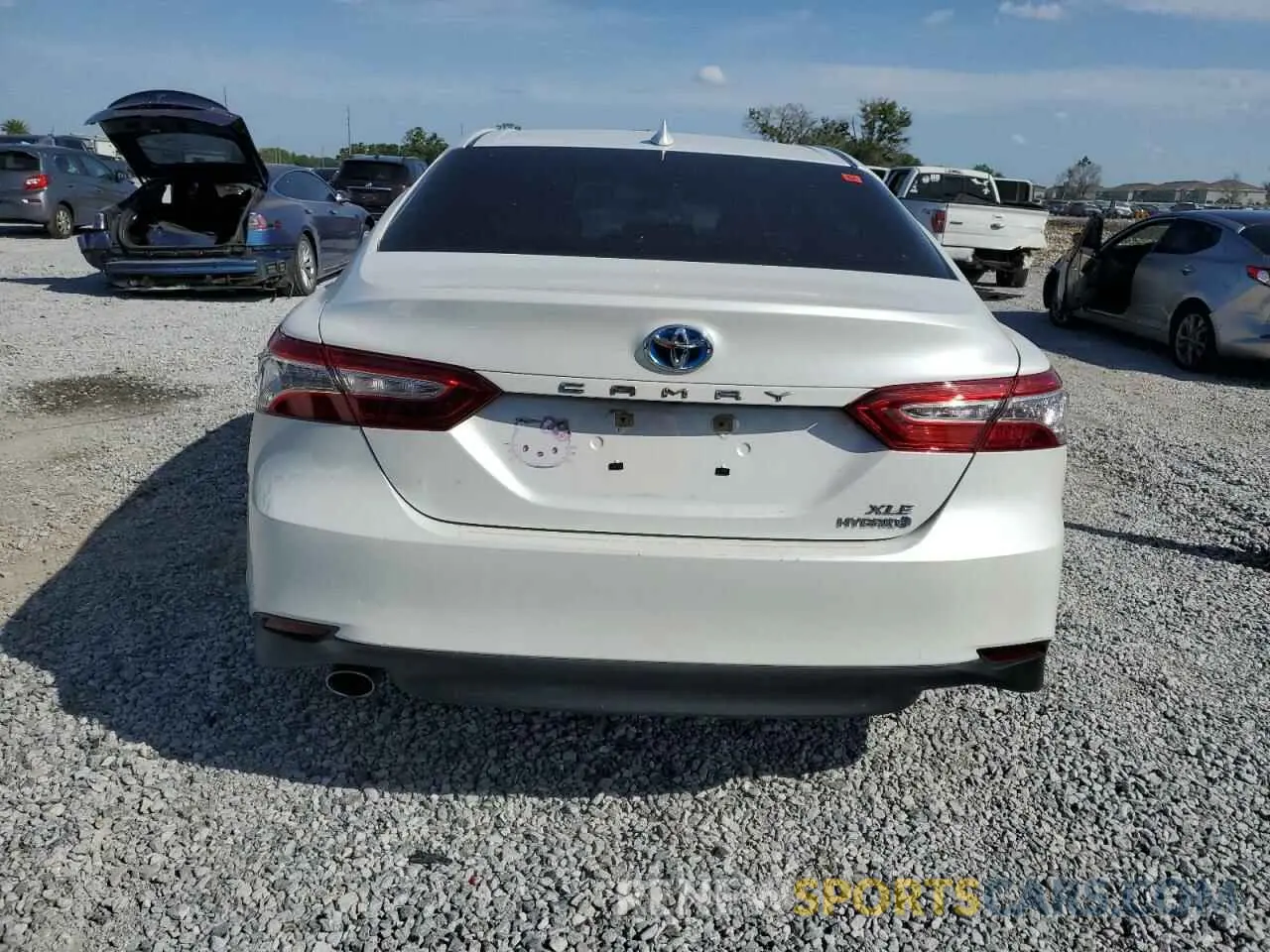 6 Photograph of a damaged car 4T1B21HKXKU014431 TOYOTA CAMRY 2019