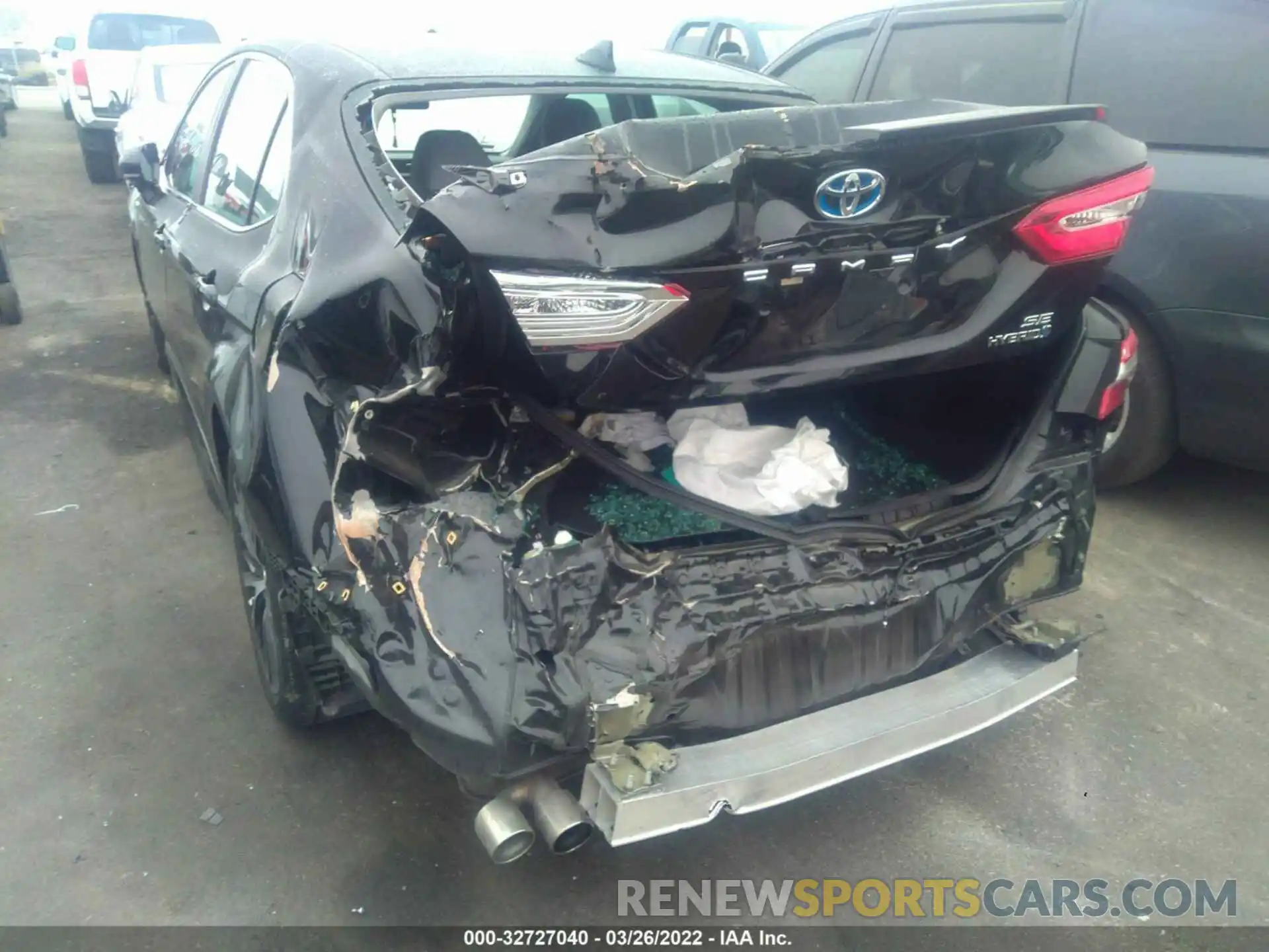 6 Photograph of a damaged car 4T1B21HKXKU520874 TOYOTA CAMRY 2019