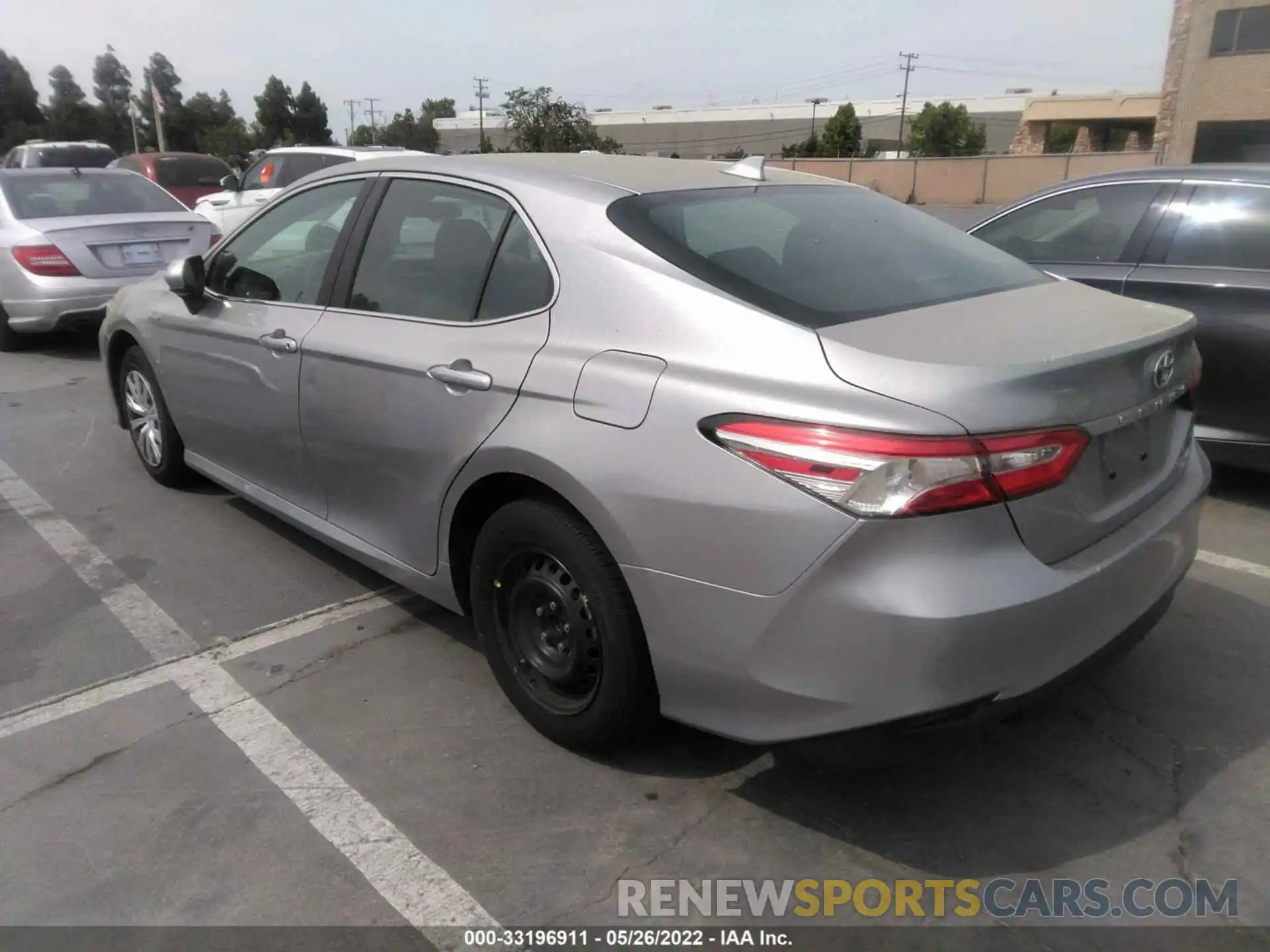 3 Photograph of a damaged car 4T1B31HK0KU508763 TOYOTA CAMRY 2019