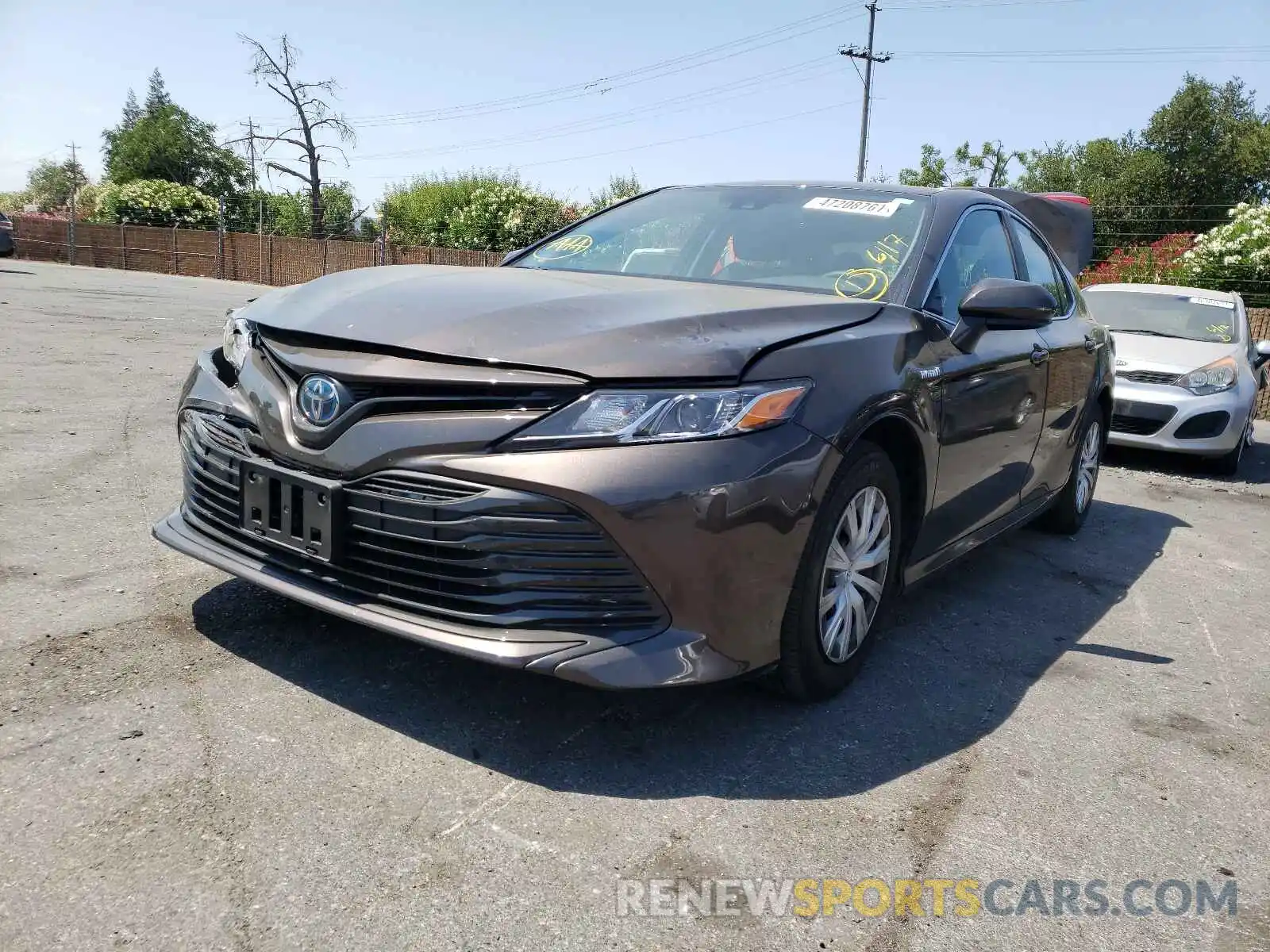 2 Photograph of a damaged car 4T1B31HK0KU514319 TOYOTA CAMRY 2019