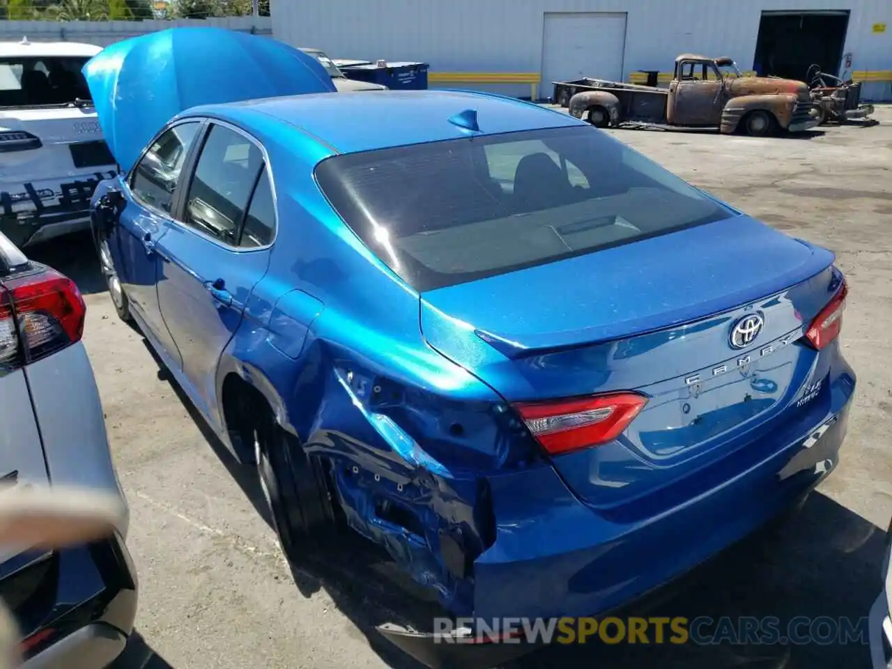 3 Photograph of a damaged car 4T1B31HK1KU005923 TOYOTA CAMRY 2019