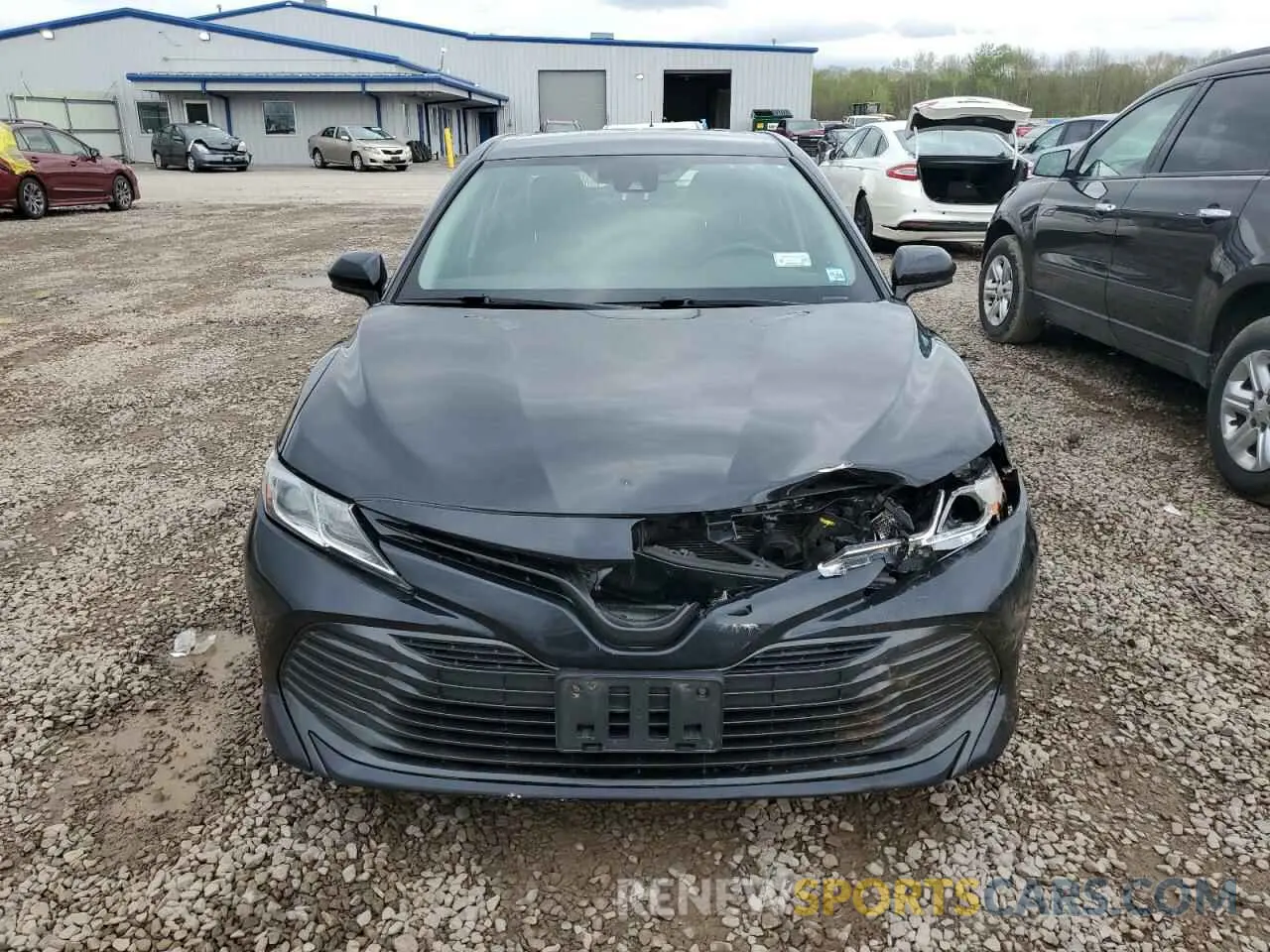 5 Photograph of a damaged car 4T1B31HK1KU512465 TOYOTA CAMRY 2019