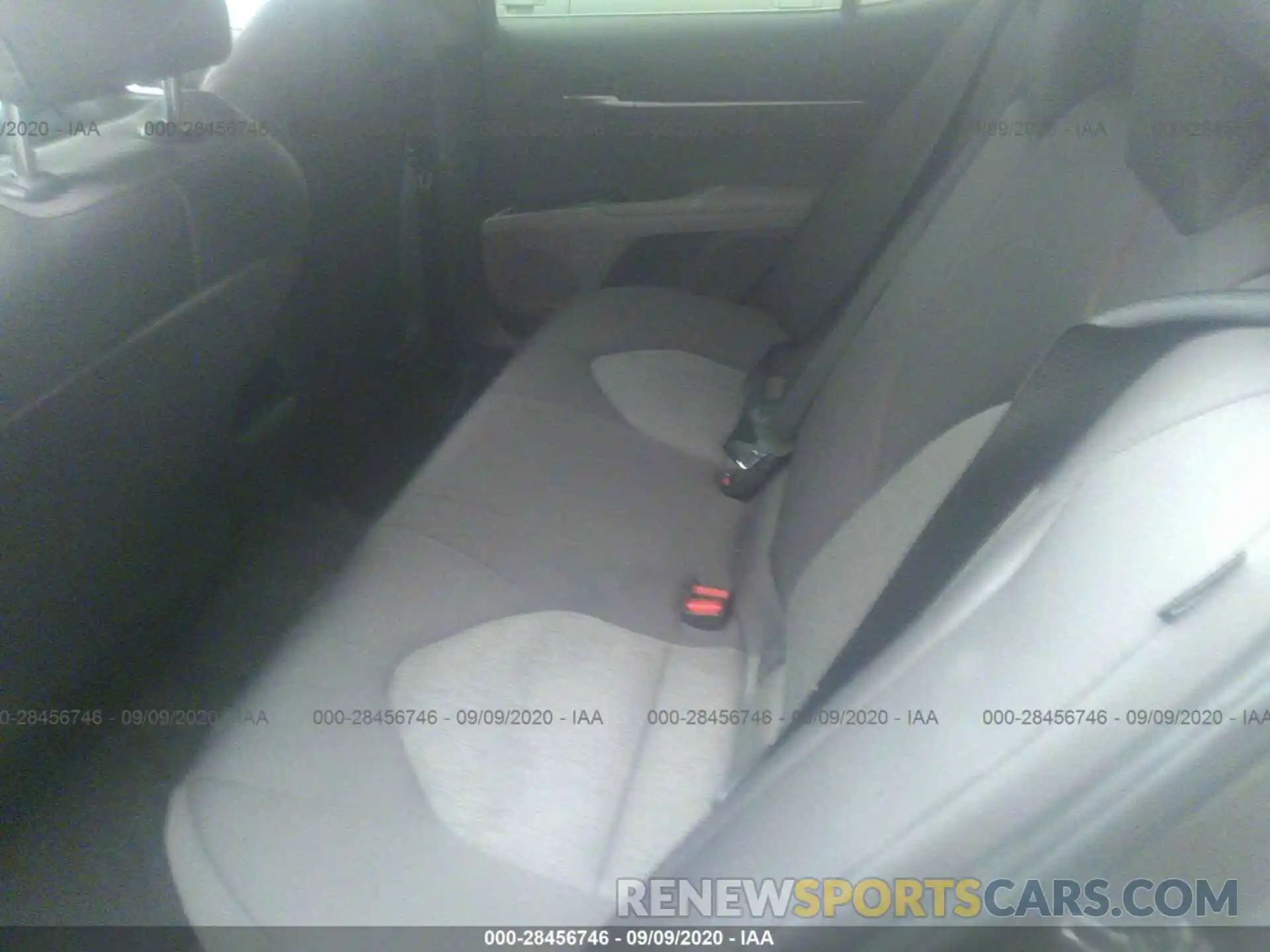 8 Photograph of a damaged car 4T1B31HK1KU514619 TOYOTA CAMRY 2019